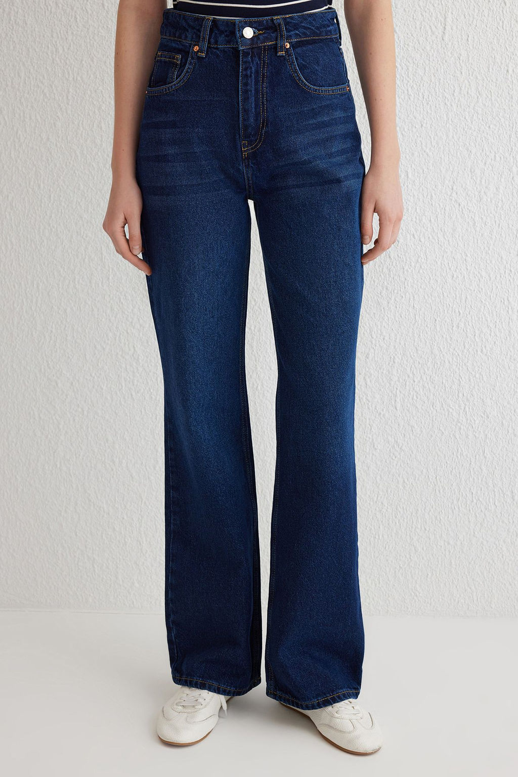 Koyu Mavi Yuksek Bel Wide Leg Jeans TWOSS25JE00117 - Trendyolmilla фото 3