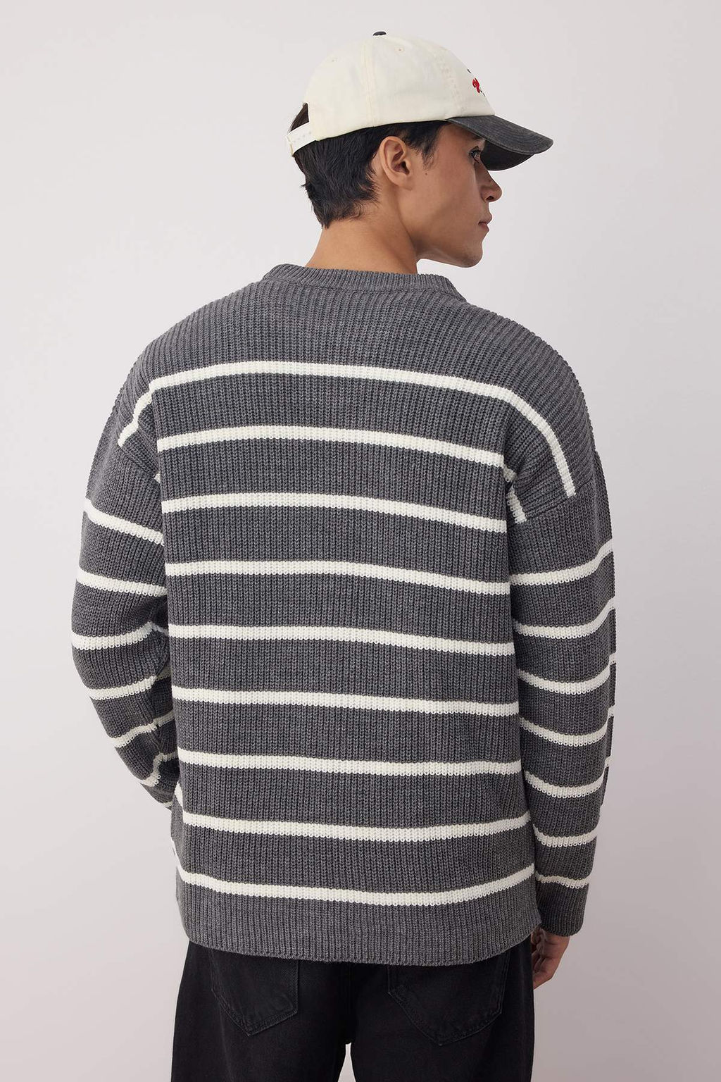 TRENDYOL MAN Vizon Casual Oversize Bisiklet Yaka Cizgili Triko Kazak TMNAW23KZ00285 - Trendyolmilla фото 49