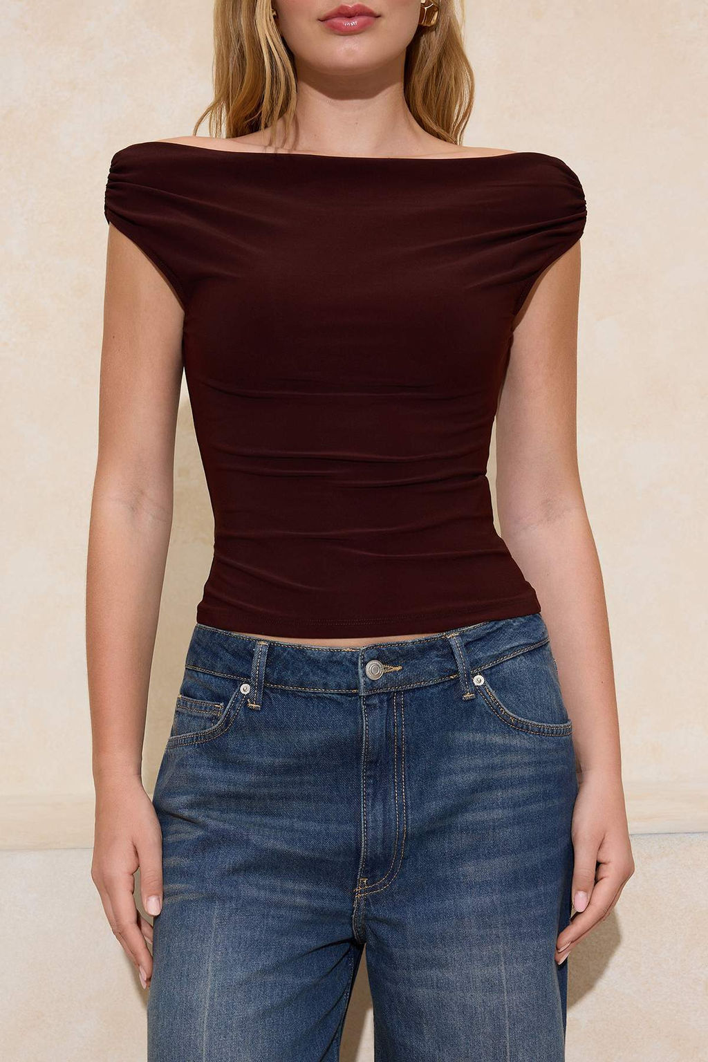 Kahverengi Fitted/Vucuda Oturan Kay?k Yaka Kolsuz Esnek Orme Bluz TWOSS26BZ00082 - Trendyolmilla фото 3