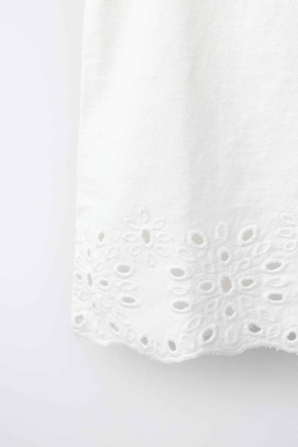 TOP BORDADO / Blanco - Zara фото 6