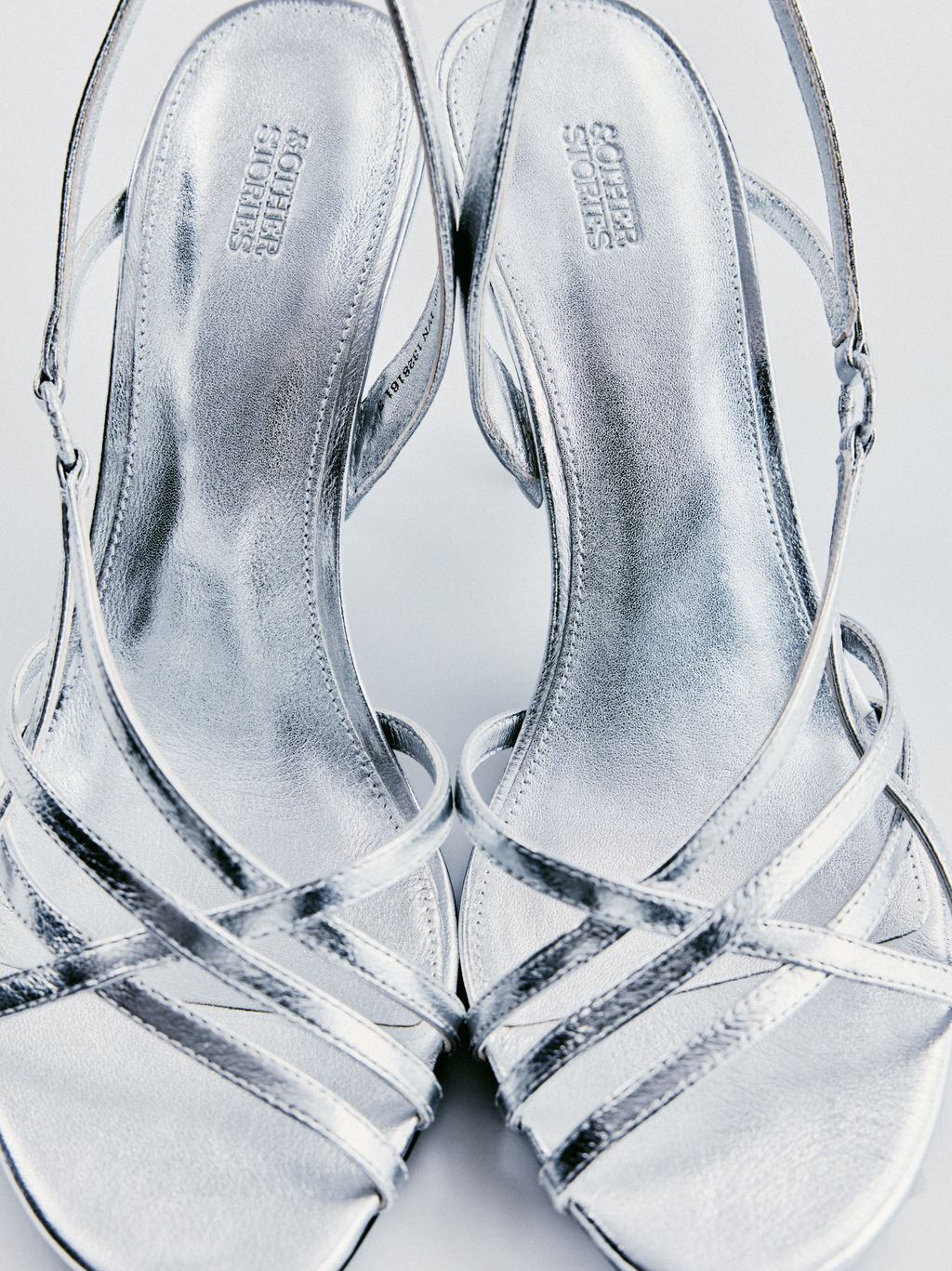 Sandalias de piel con anilla - H&m фото 3