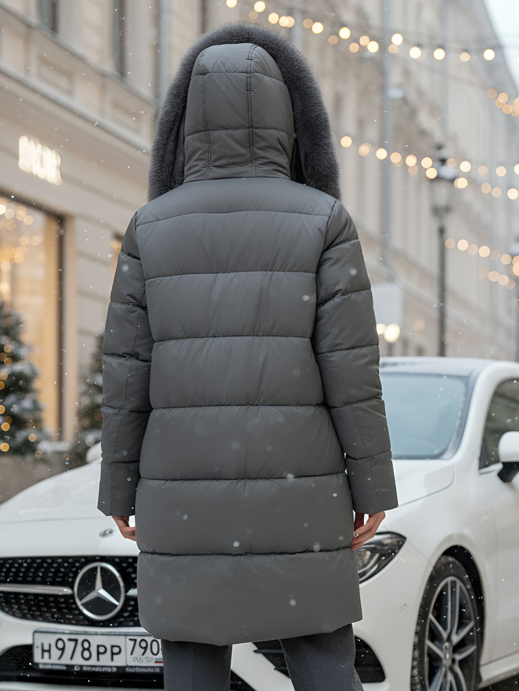 Пальто зимнее утепленное с мехом и капюшоном тренд темно-зеленого цвета 7630TZ - Visdeer фото 21