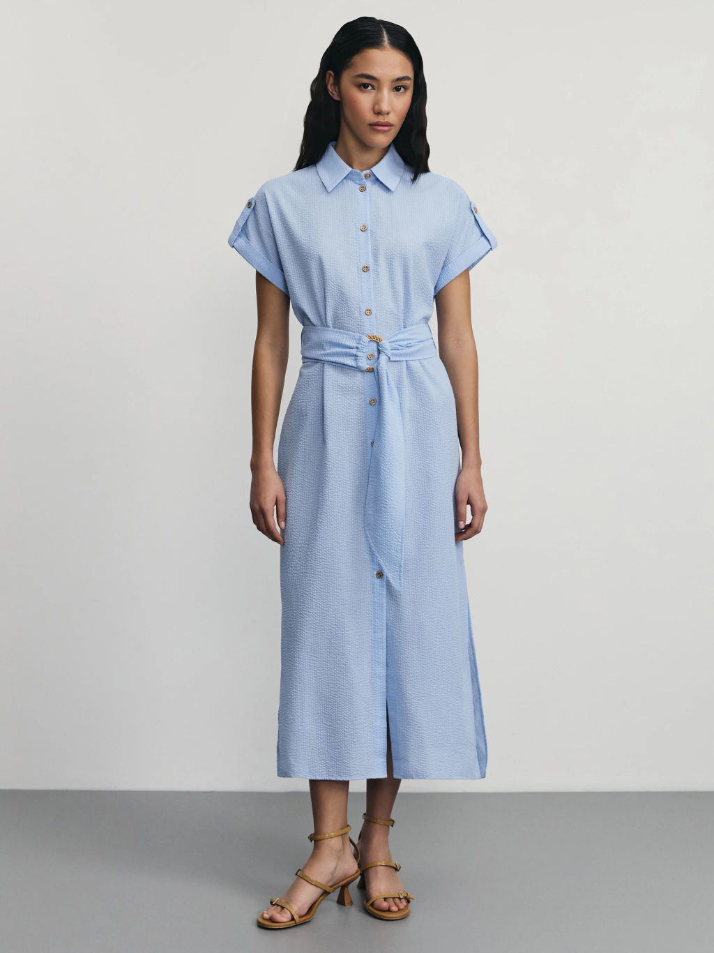 Платье миди из фактурной ткани на поясе / Zarina  фото 3