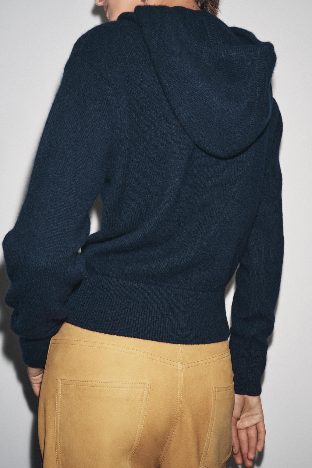 100% WOOL HOODIE - Zara фото 3