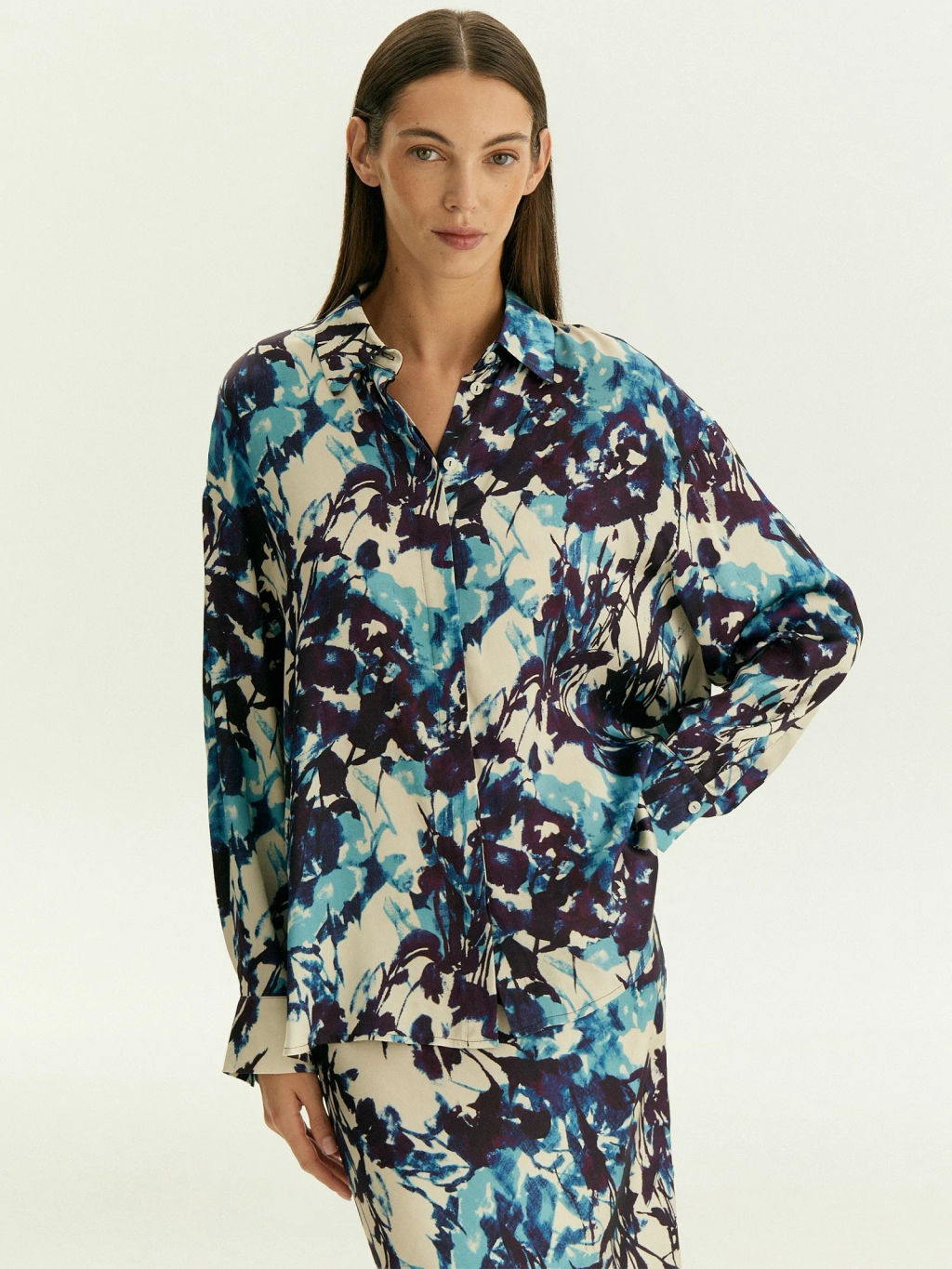 Рубашка с абстрактным принтом из 100% вискозы, B3245/graphica - Emka фото 3