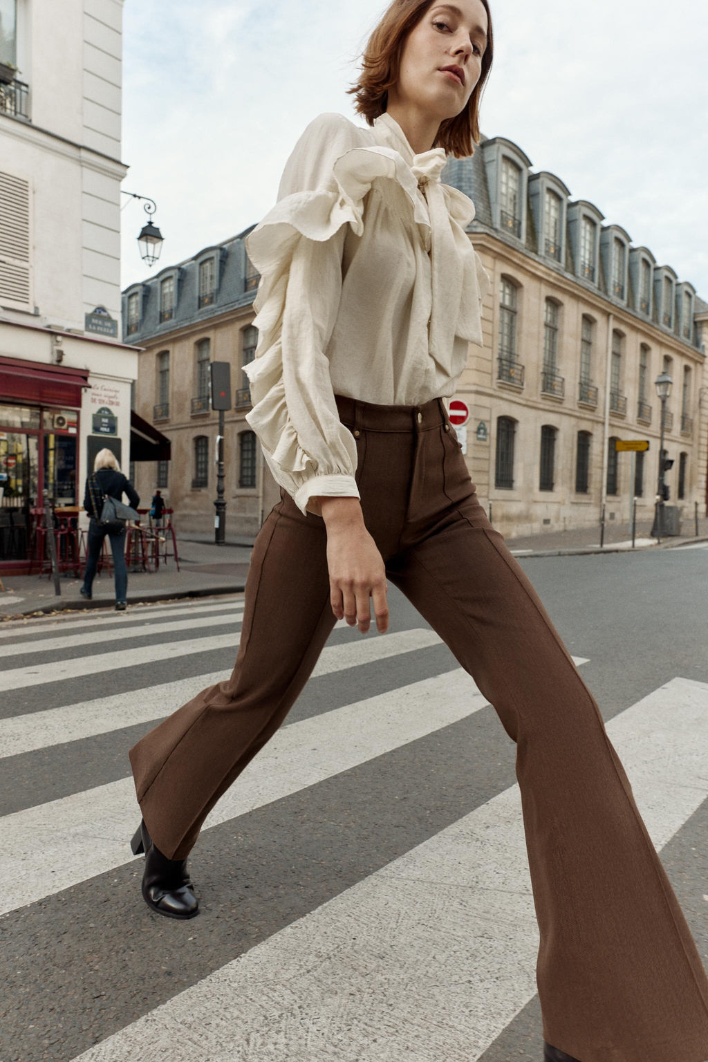 HIGH-WAIST FLARE TROUSERS - Zara фото 9