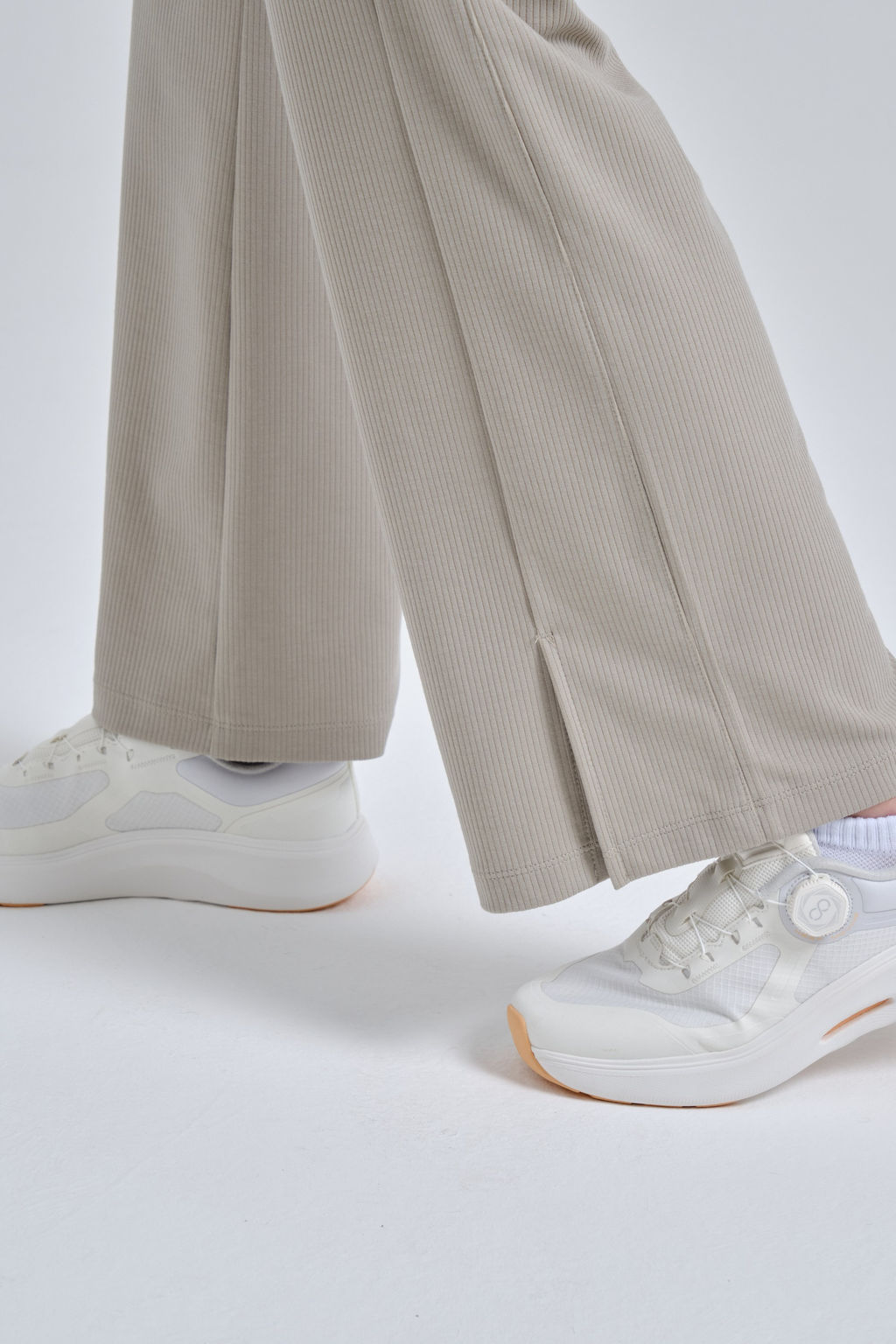 Брюки трикотажные Бледно-зеленый