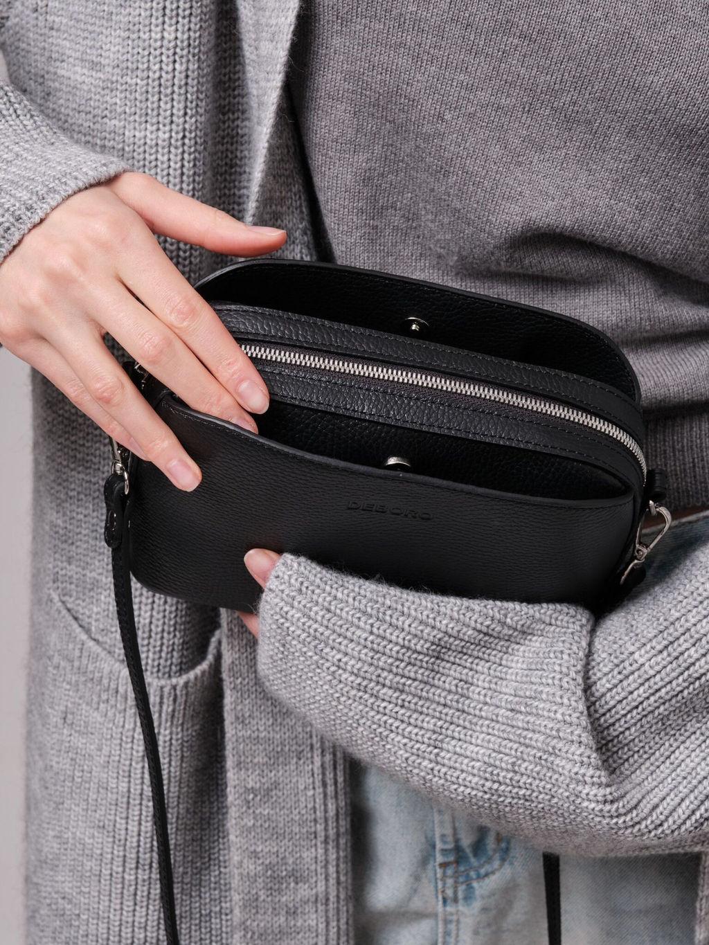 Сумка кожаная на плечо кросс-боди Deboro 30848 черный