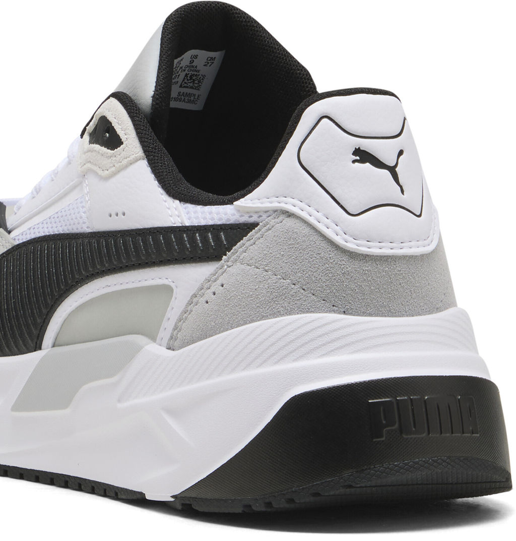 Кроссовки взрослые