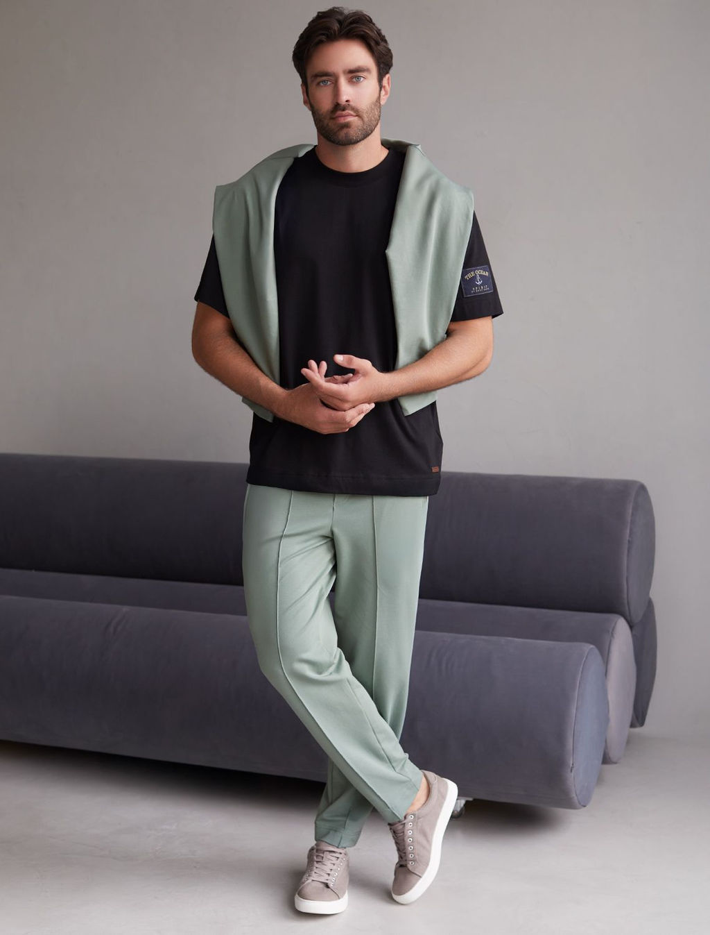 Свободная футболка из премиального хлопка с эластаном - Vilatte фото 7