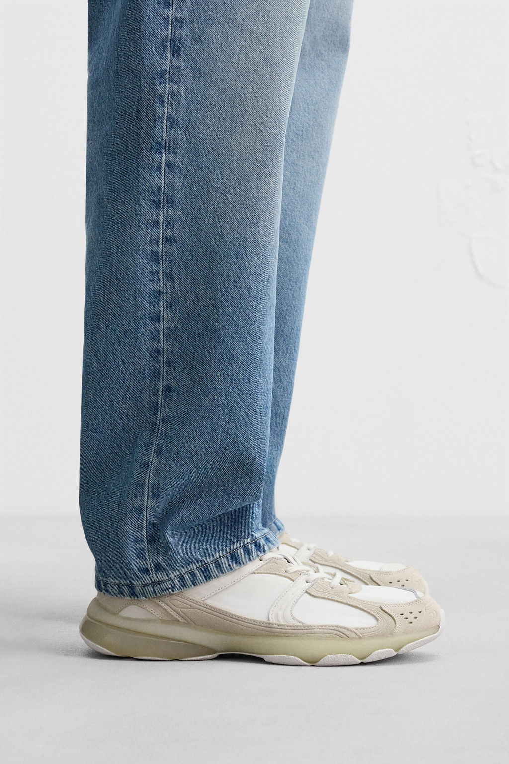 MONOCHROME TRAINERS