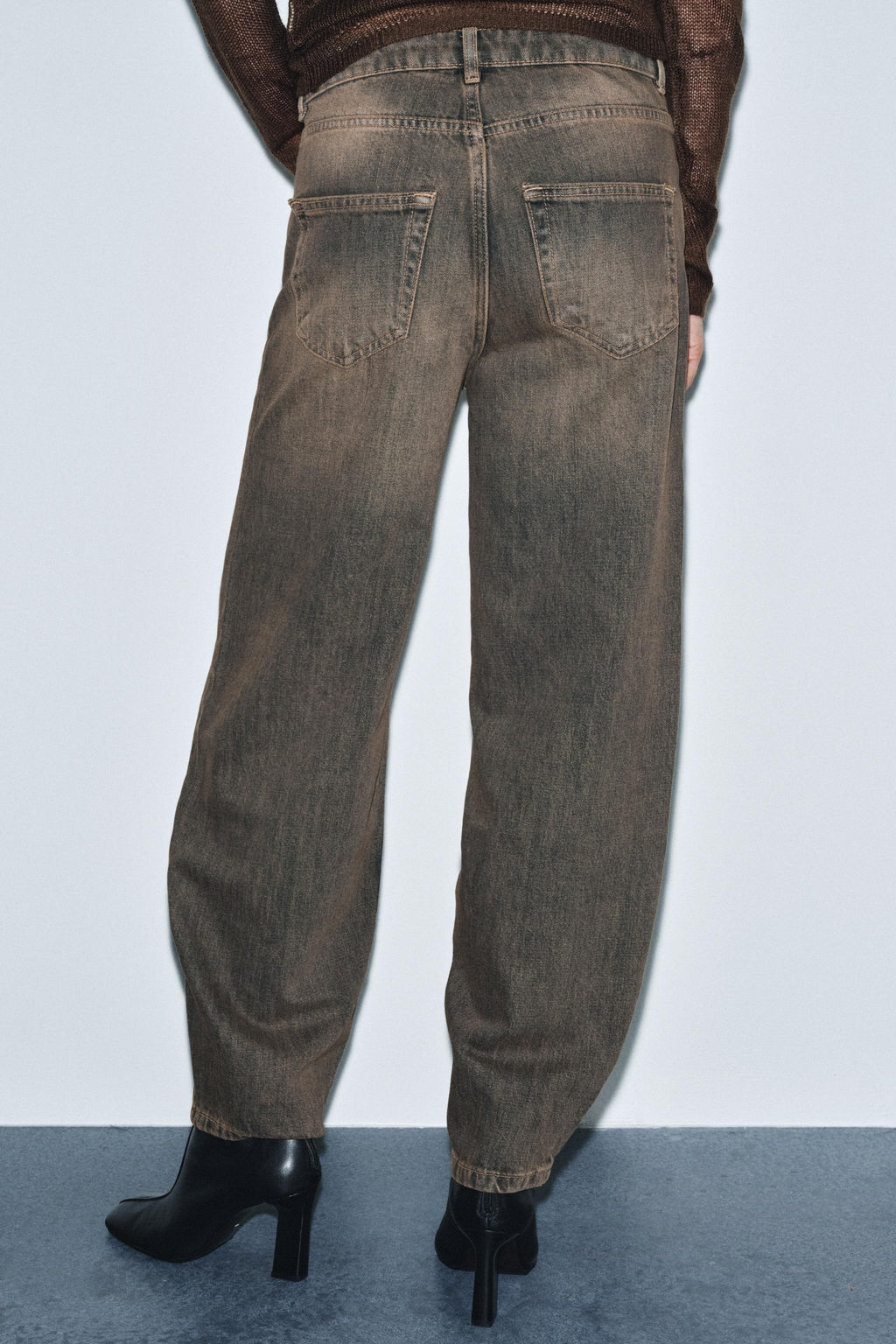 ZW COLLECTION MID-WAIST BARREL JEANS - Zara фото 3