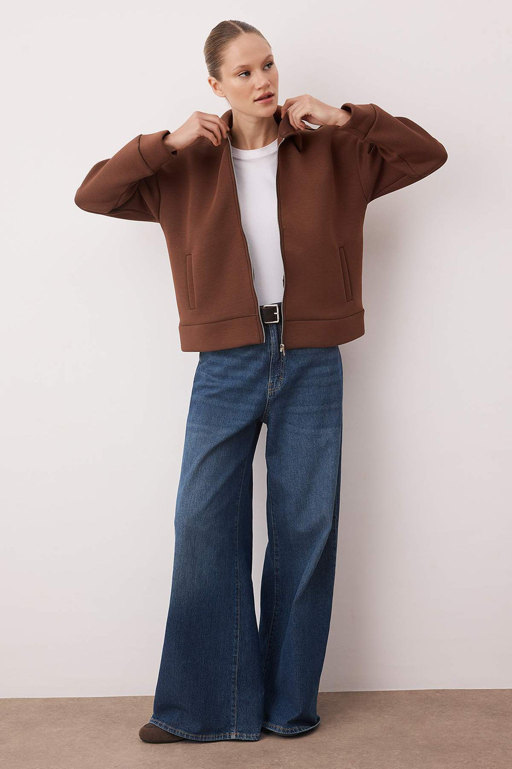 Kahverengi Fermuarl? Polo Yaka Oversize Kal?n Ici Polarl? Orme Sweatshirt TWOAW26SW00120 - Trendyolmilla фото 2