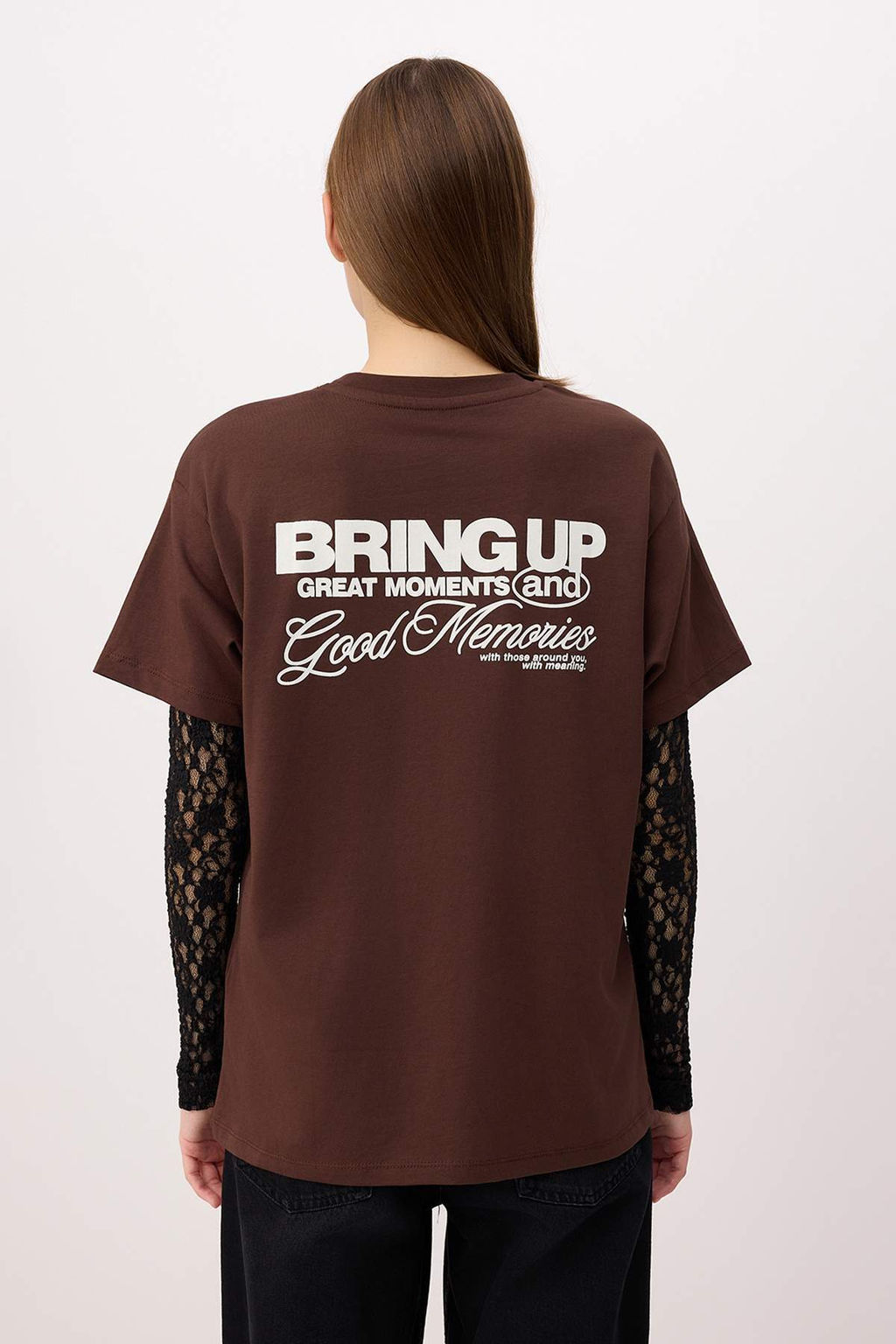 Kahverengi Slogan Oversize/Genis Kal?p Dantel Detayl? Uzun %100 Pamuk Orme T-Shirt TWOSS26TS00239 - Trendyolmilla фото 4