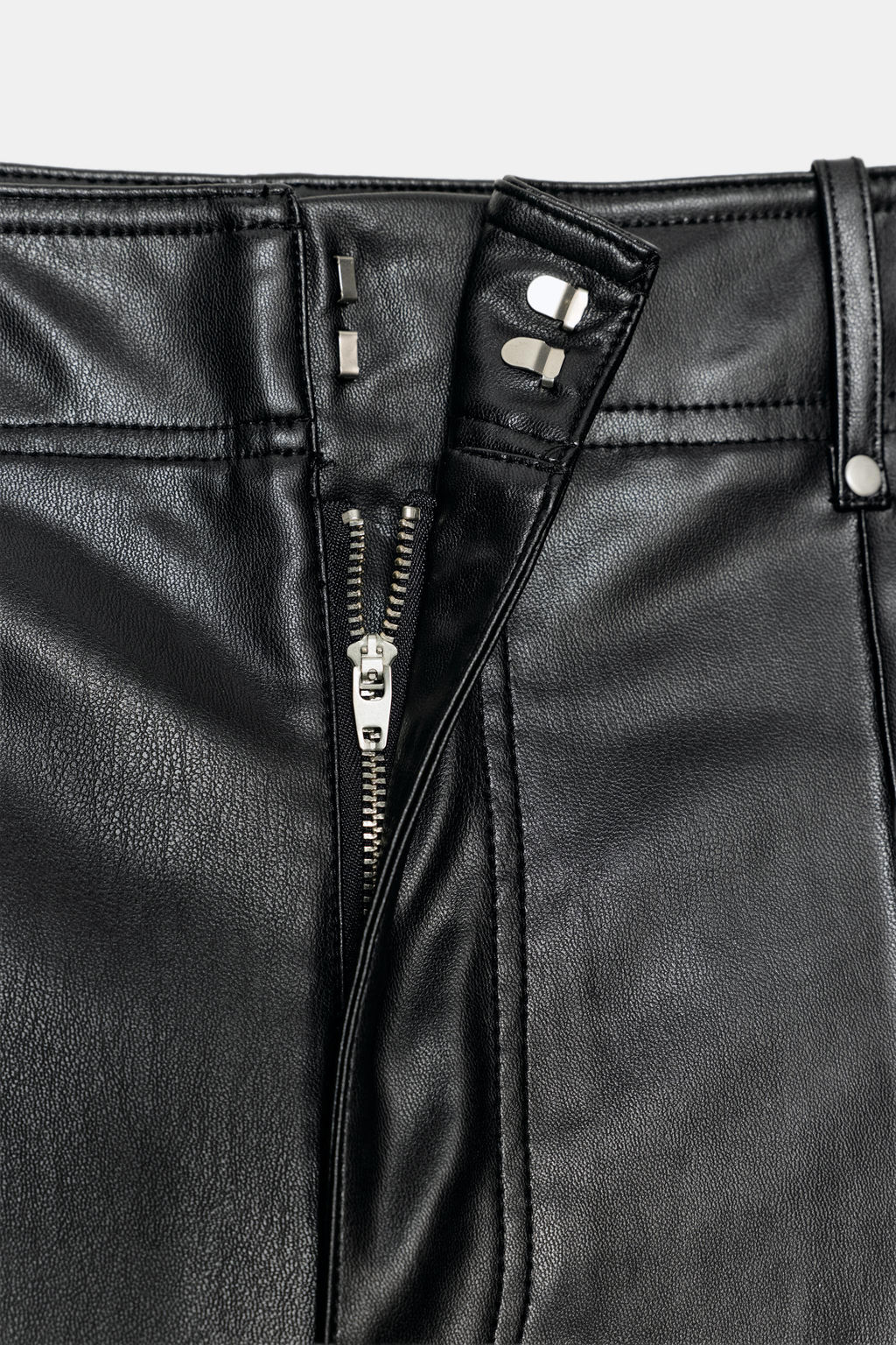 ZW COLLECTION TAILORED WIDE-LEG LEATHER-EFFECT TROUSERS - Zara фото 7