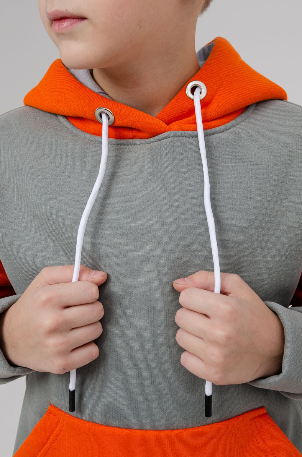 886Д Костюм детский "Серый/оранжевый"