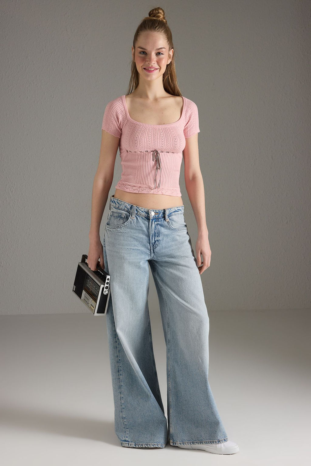 Trendyolmilla Ekru Premium Iplik/Ozel Iplik Kurdele Detayl? Kare Yaka Triko Bluz TWOSS25BZ00182  фото 7