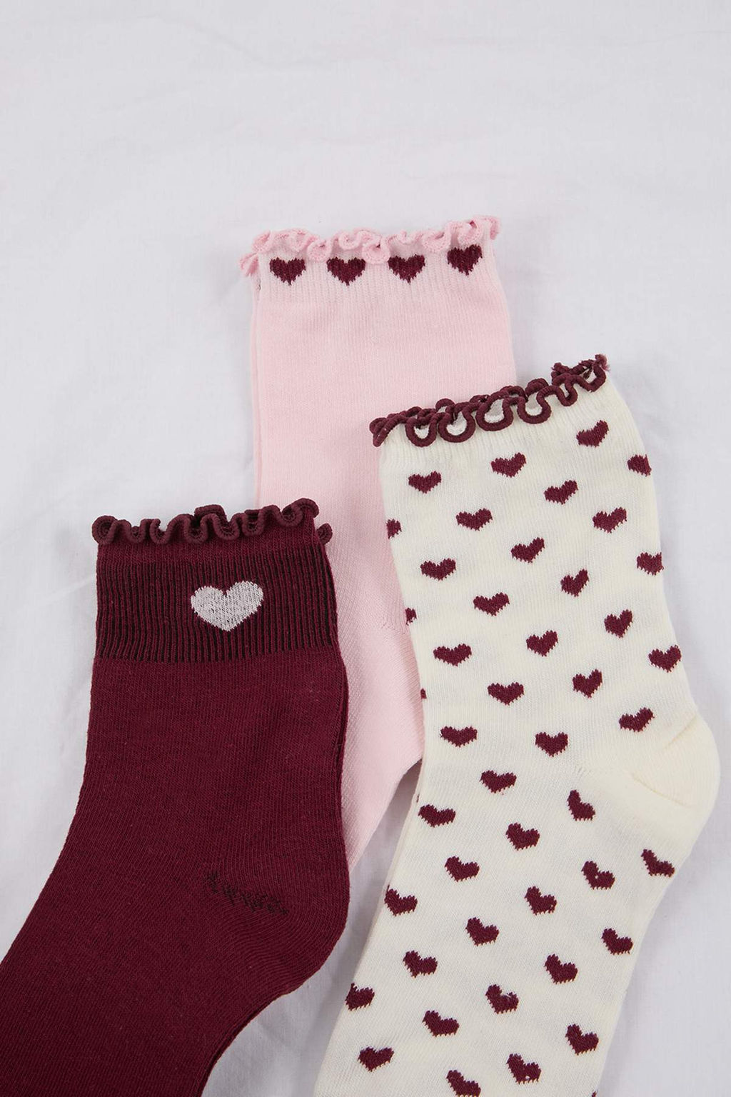 Cok Renkli 3lu Paket Pamuklu Kalpli Jakar Orme Corap THMSS25CO00003 - Trendyolmilla фото 8