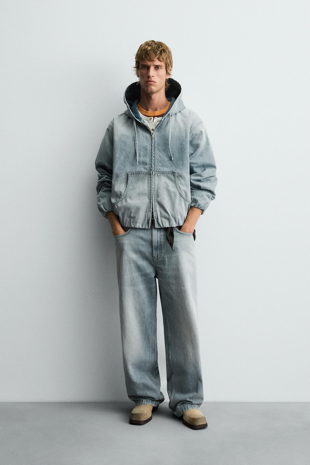 DENIM HOODIE JACKET