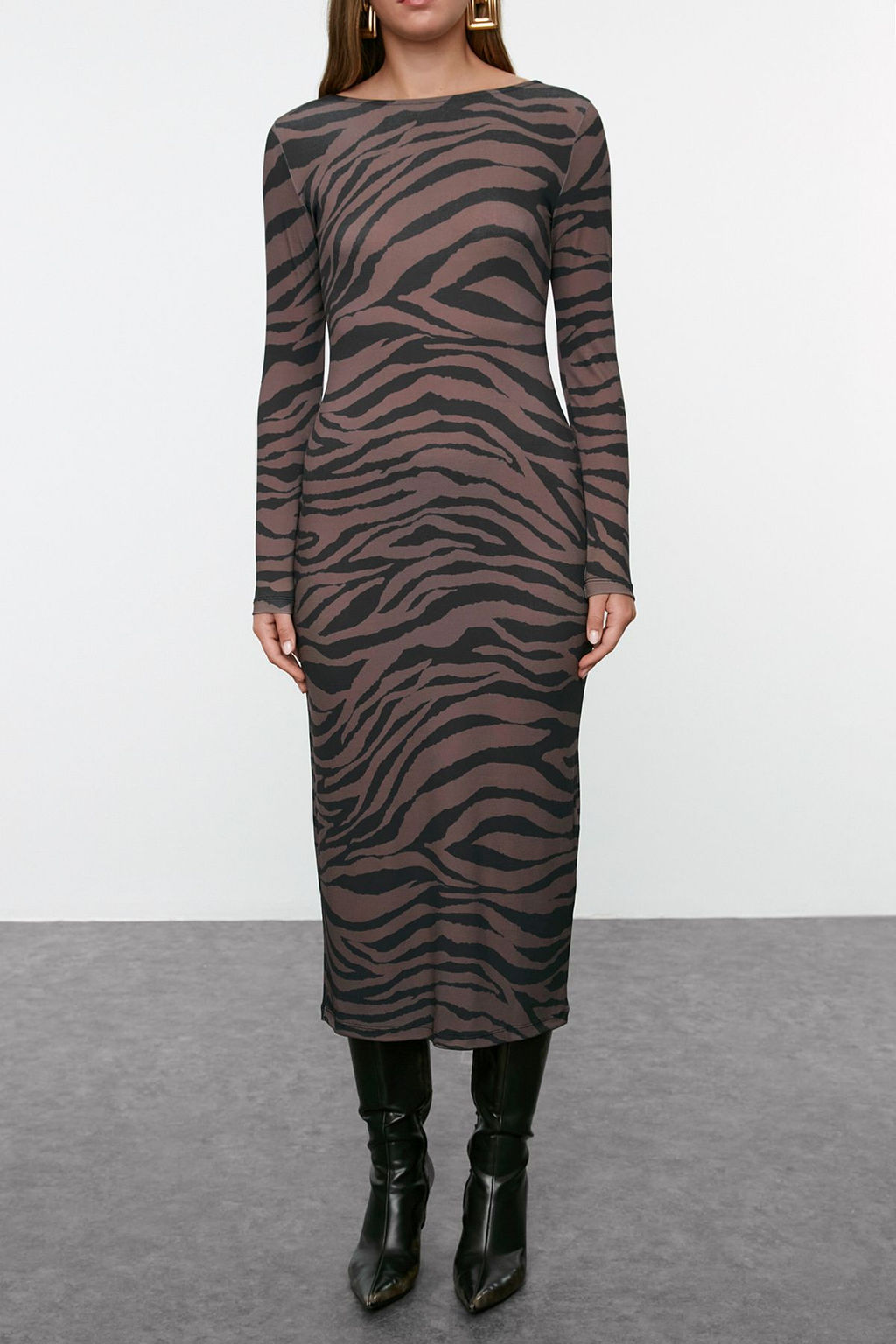 TRENDYOLMILLA Cok Renkli Animal Midi Zebra Bask?l? Fitted/Vucuda Oturan Maxi Esnek Orme Elbise TWOAW25EL00530  фото 3