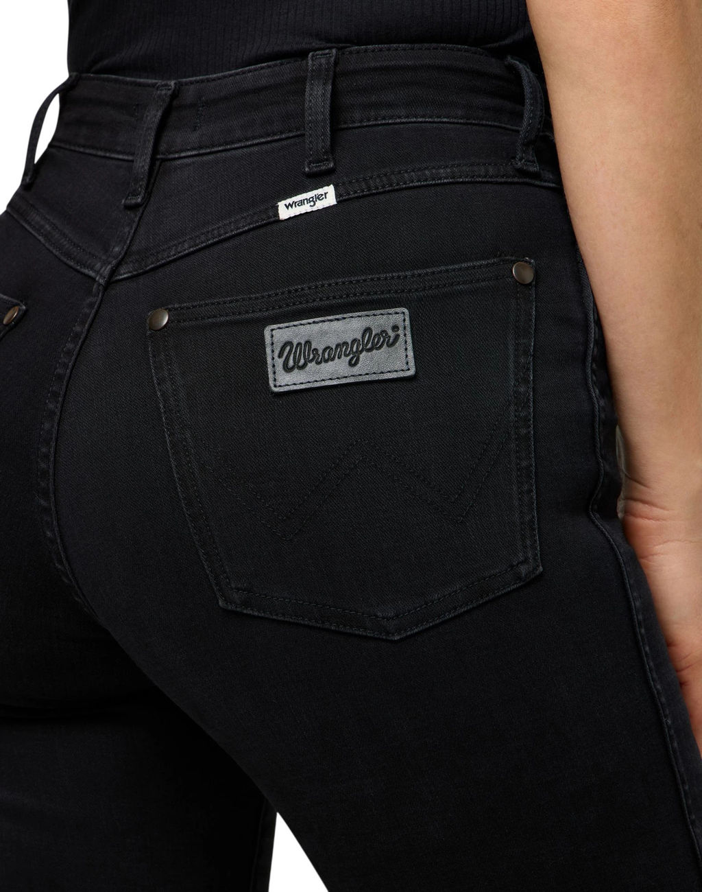 Джинсы женские