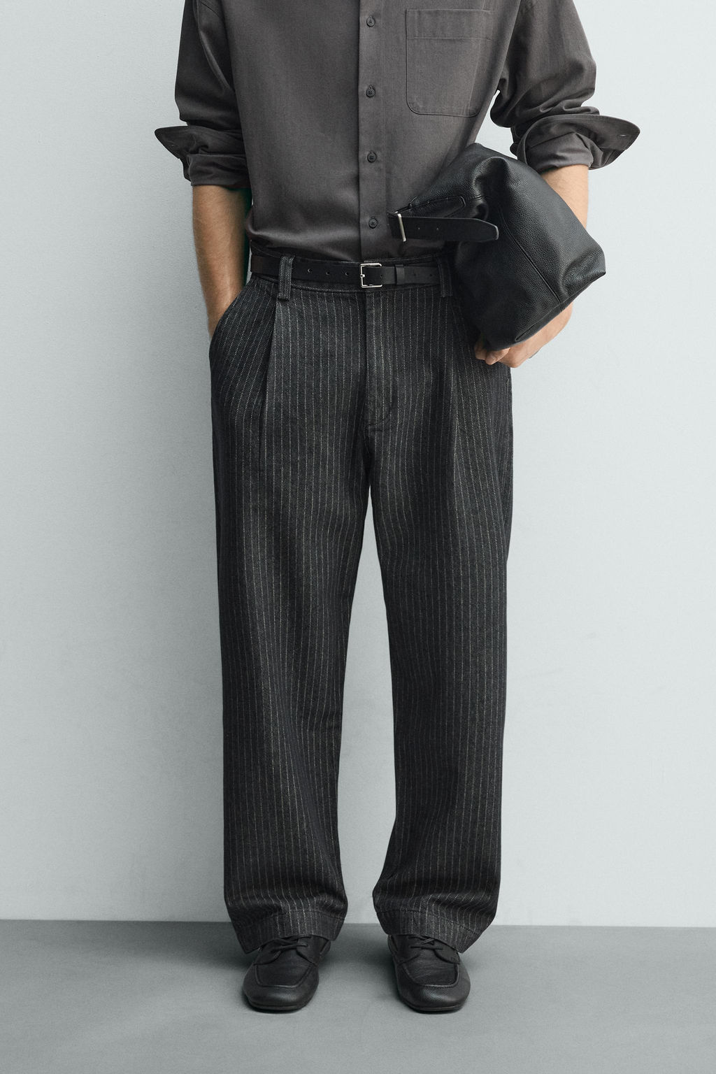 PANTAL?N CHINO RAYA DIPLOM?TICA RELAXED FIT / Gris - Zara фото 2