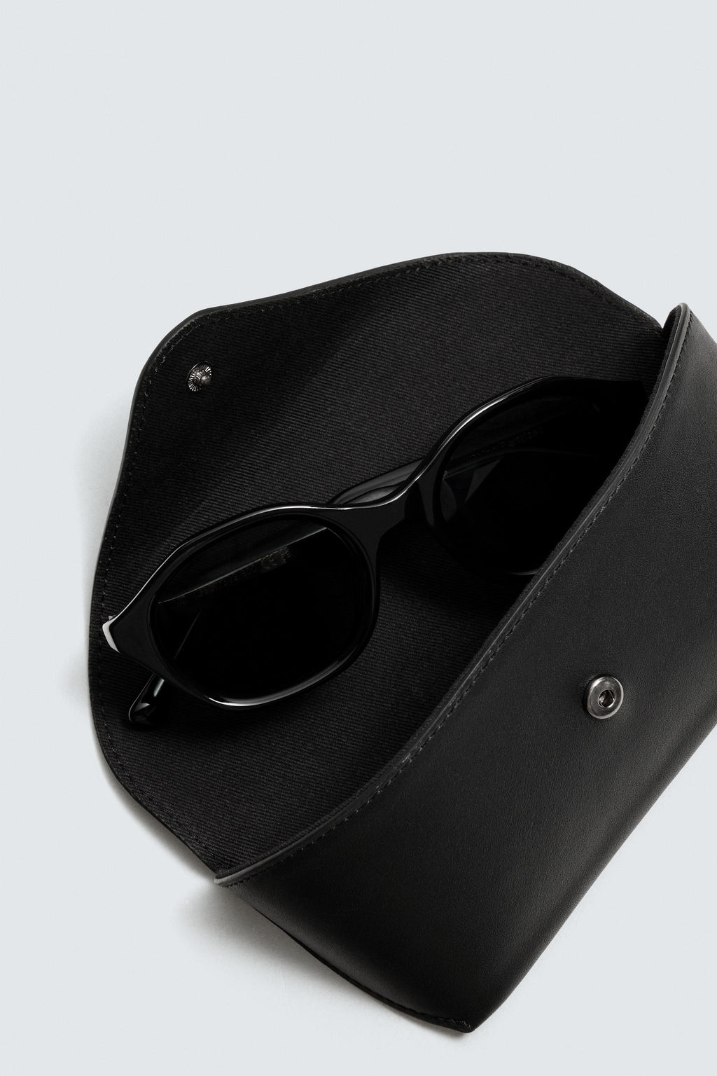 LEATHER GLASSES CASE - Zara фото 4