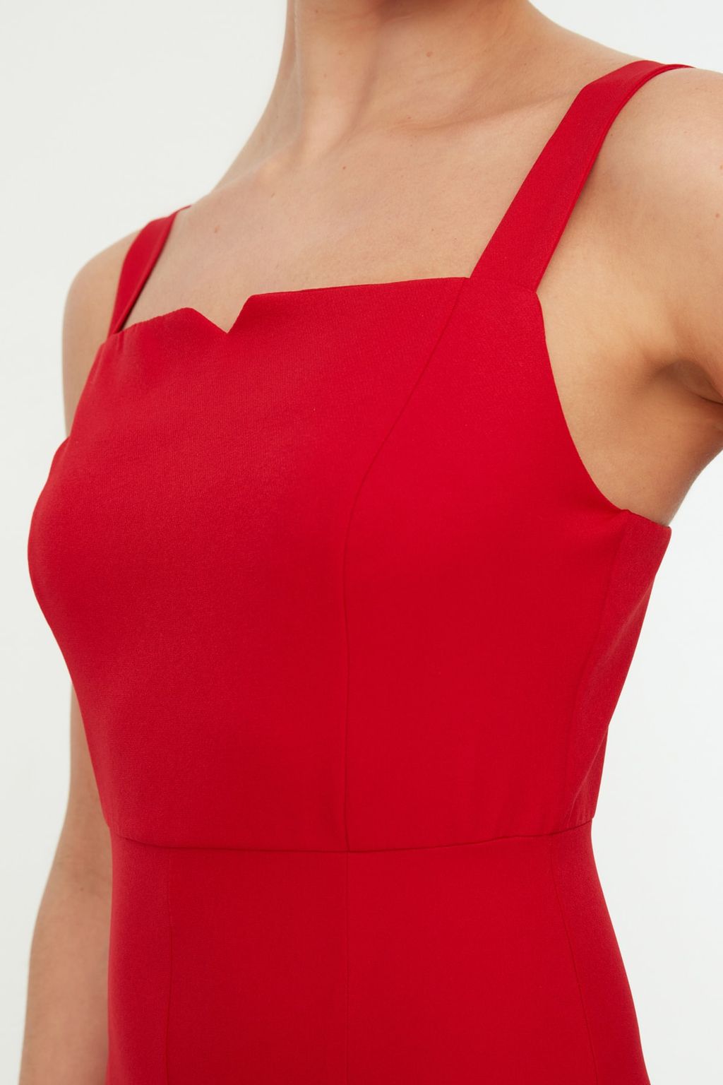 K?rm?z? Vucudu Saran Y?rtmacl? Ask?l? Midi Kalem Etek Dokuma Elbise TWOSS19BB0216