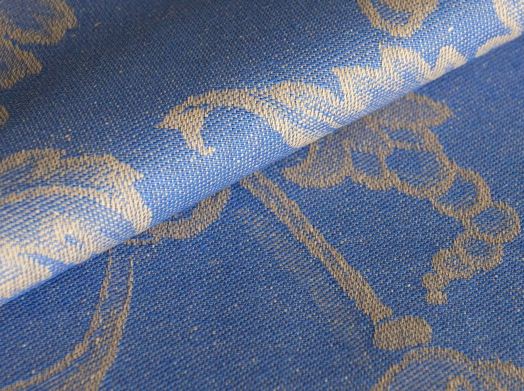 Скатерть 07с36 ЯК 140*140 "Волга" цв. бежевый голубой