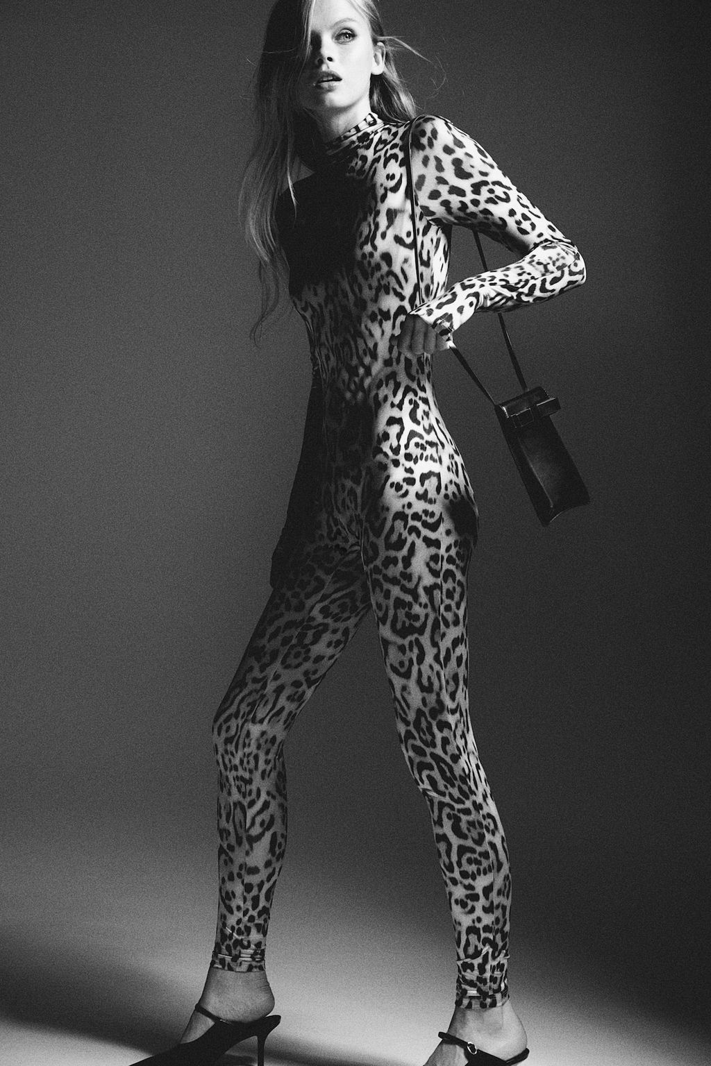 Bolso portamovil con lazo decorativo - H&m фото 3