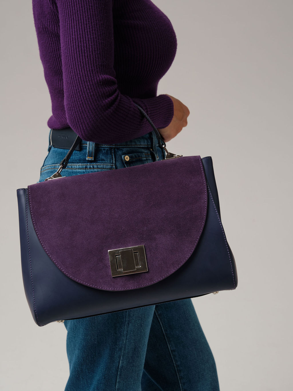 Сумка Azaro 30608 фиолетовый цветок