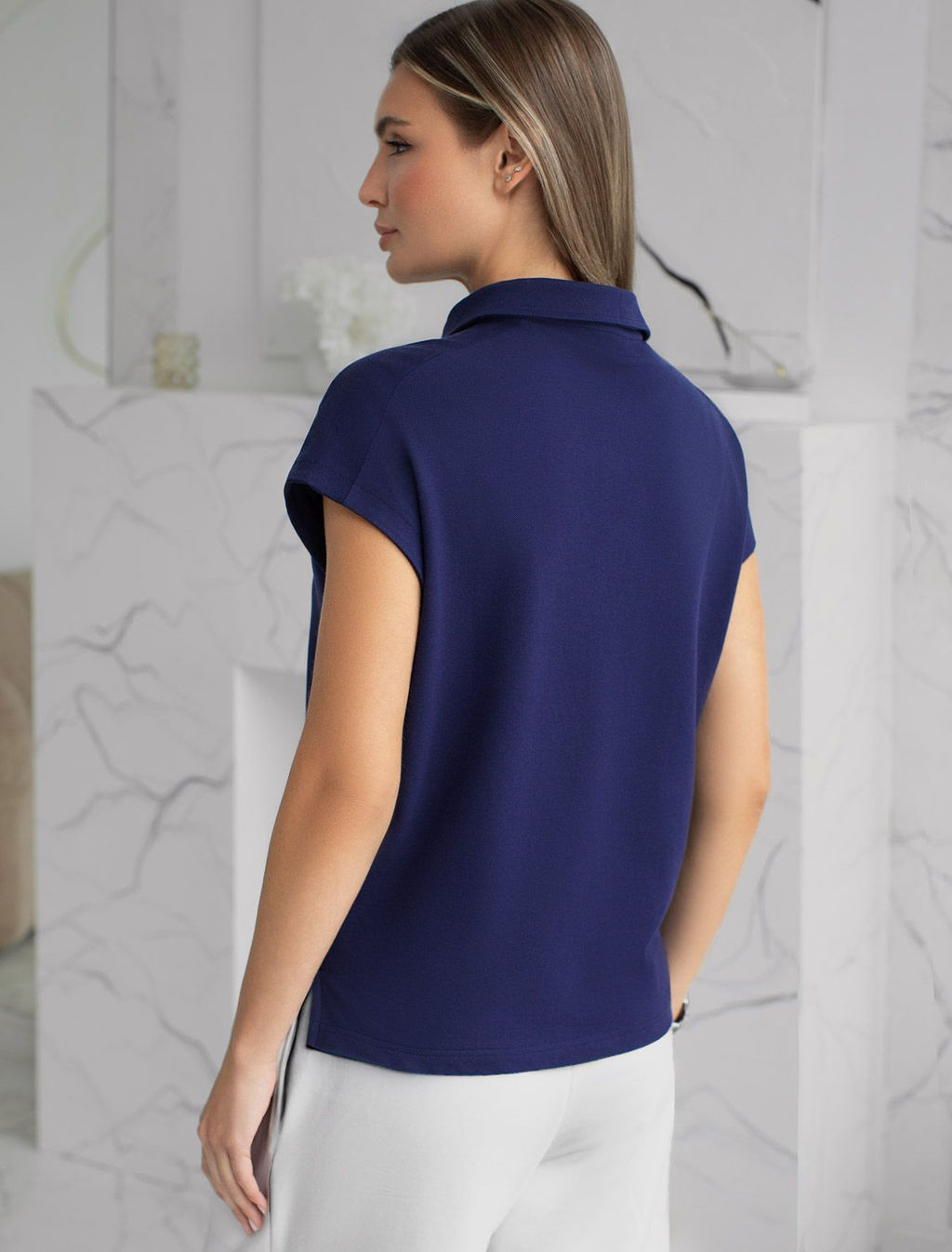 Футболка-поло из фактурного трикотажа - Vilatte фото 3
