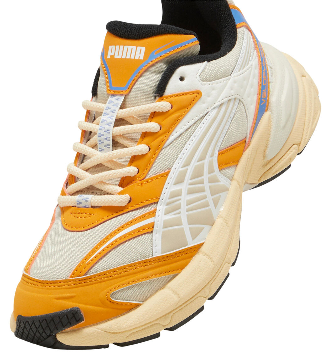 Кроссовки взрослые