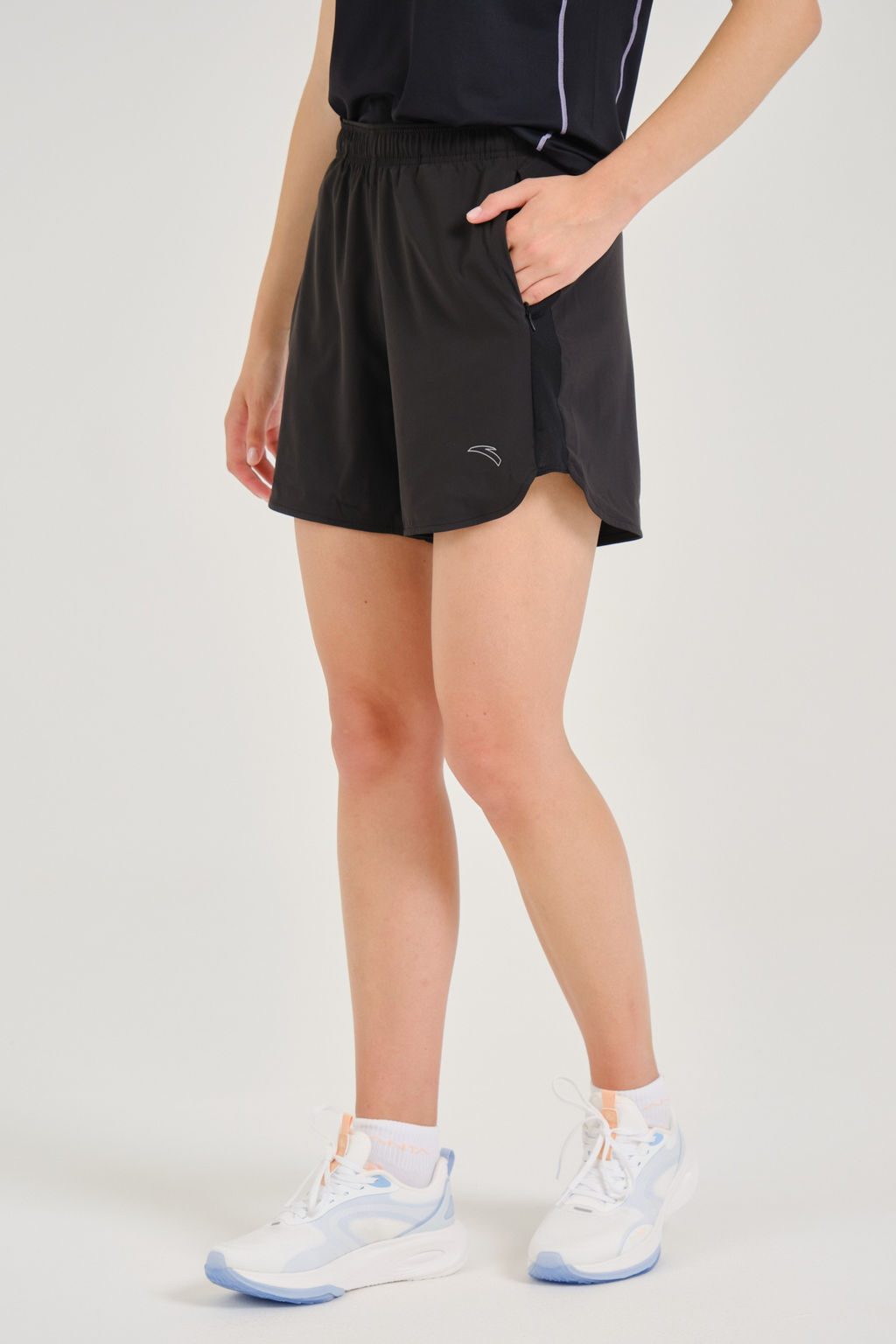 Шорты текстильные Черный