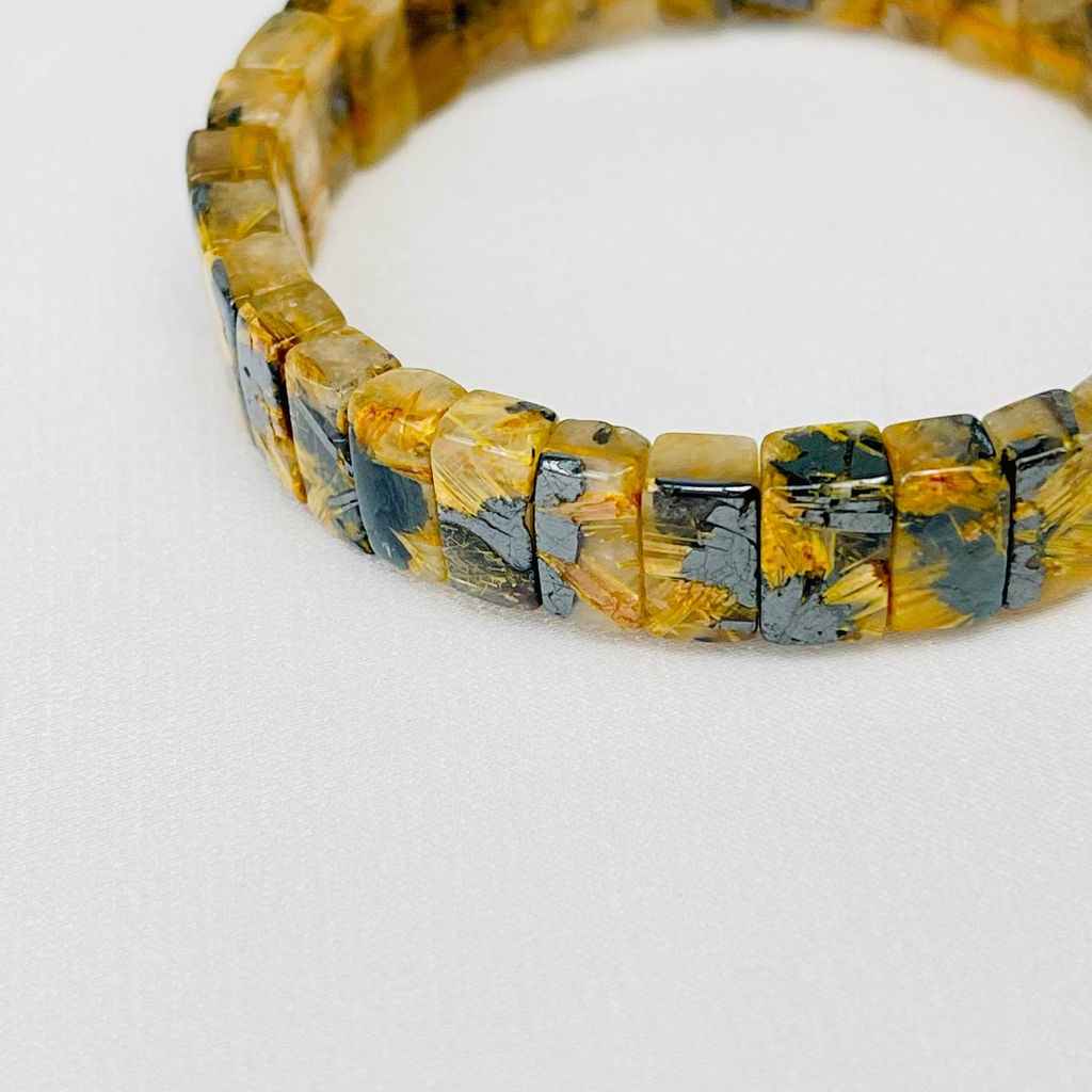 Браслет из Рутилового кварца с включением Титана 18 см