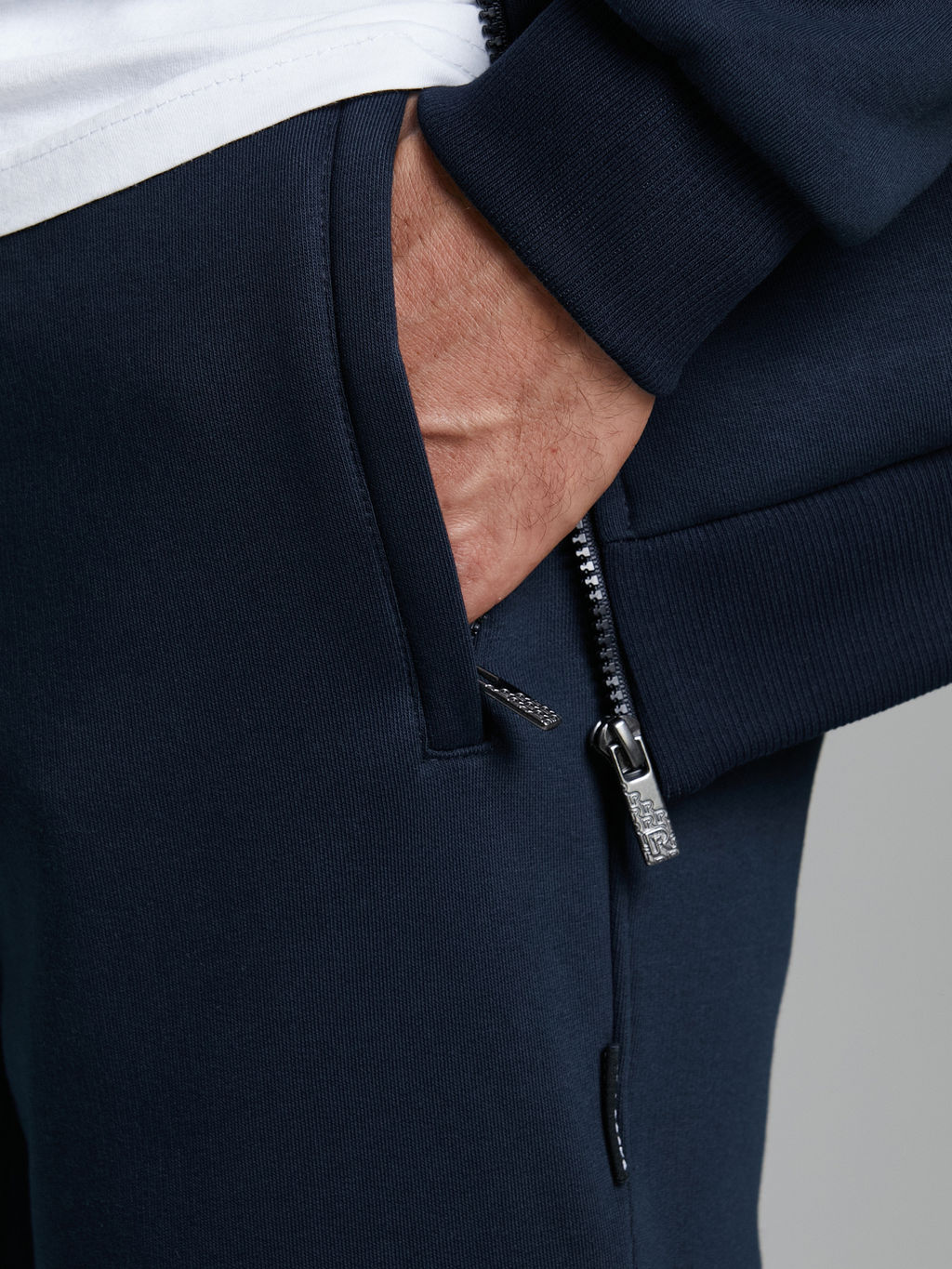 Спортивный костюм мужской 12M-RR-1830 RED-N-ROCKS