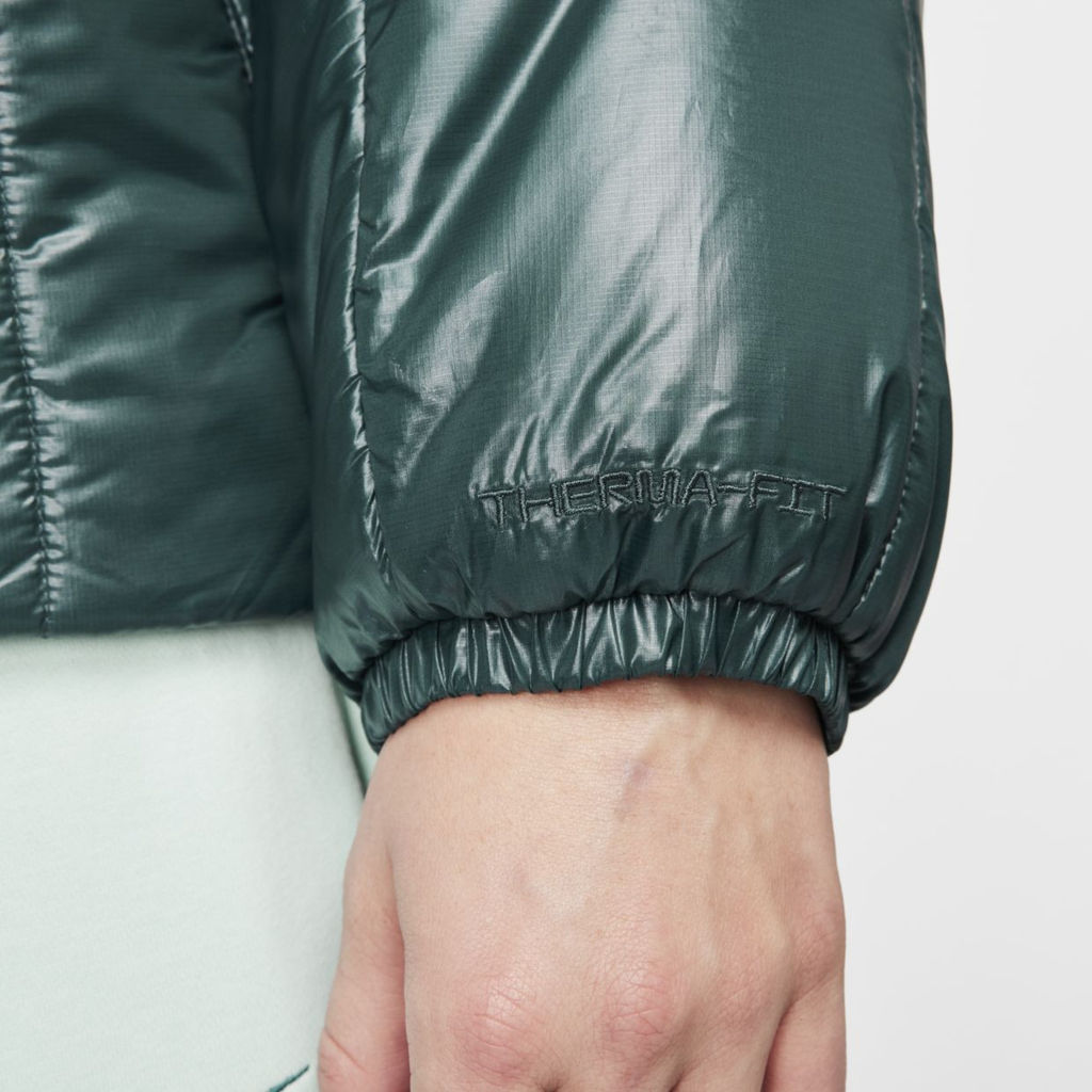 Пуховик женский