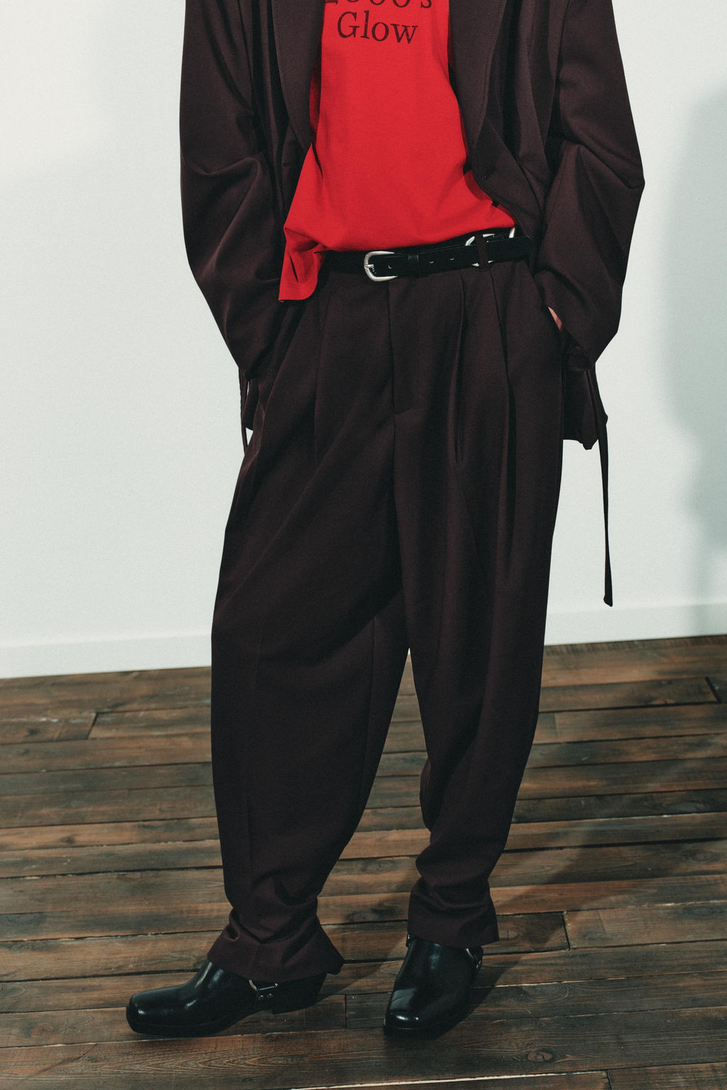 PLEATED TROUSERS WITH BUTTON HEM - Zara фото 3