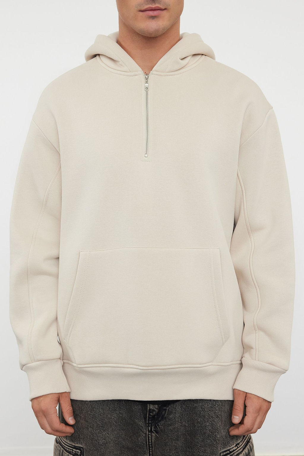 Tas Oversize/Genis Kesim Fermuarl? Kapusonlu Ici Polarl? Basic Sweatshirt TMNAW25SW00050