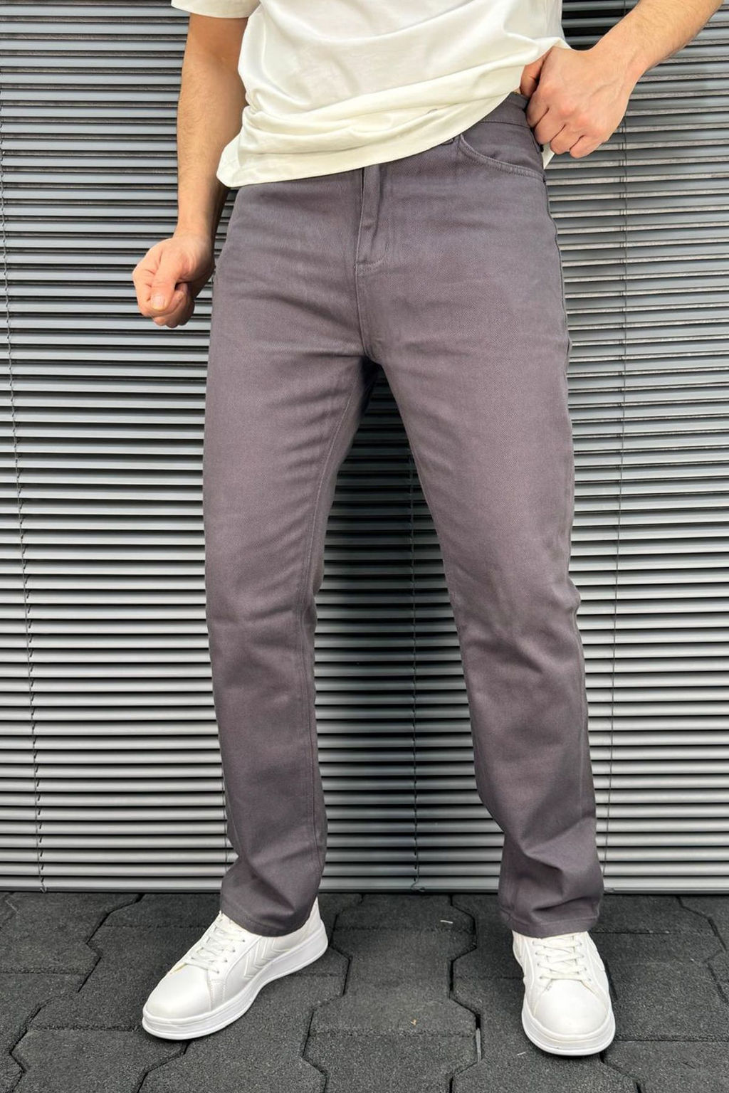 TRENDYOL MAN Krem Baggy/Bol Paca Gabardin %100 Pamuklu Rahat Pantolon TMNSS25PL00039