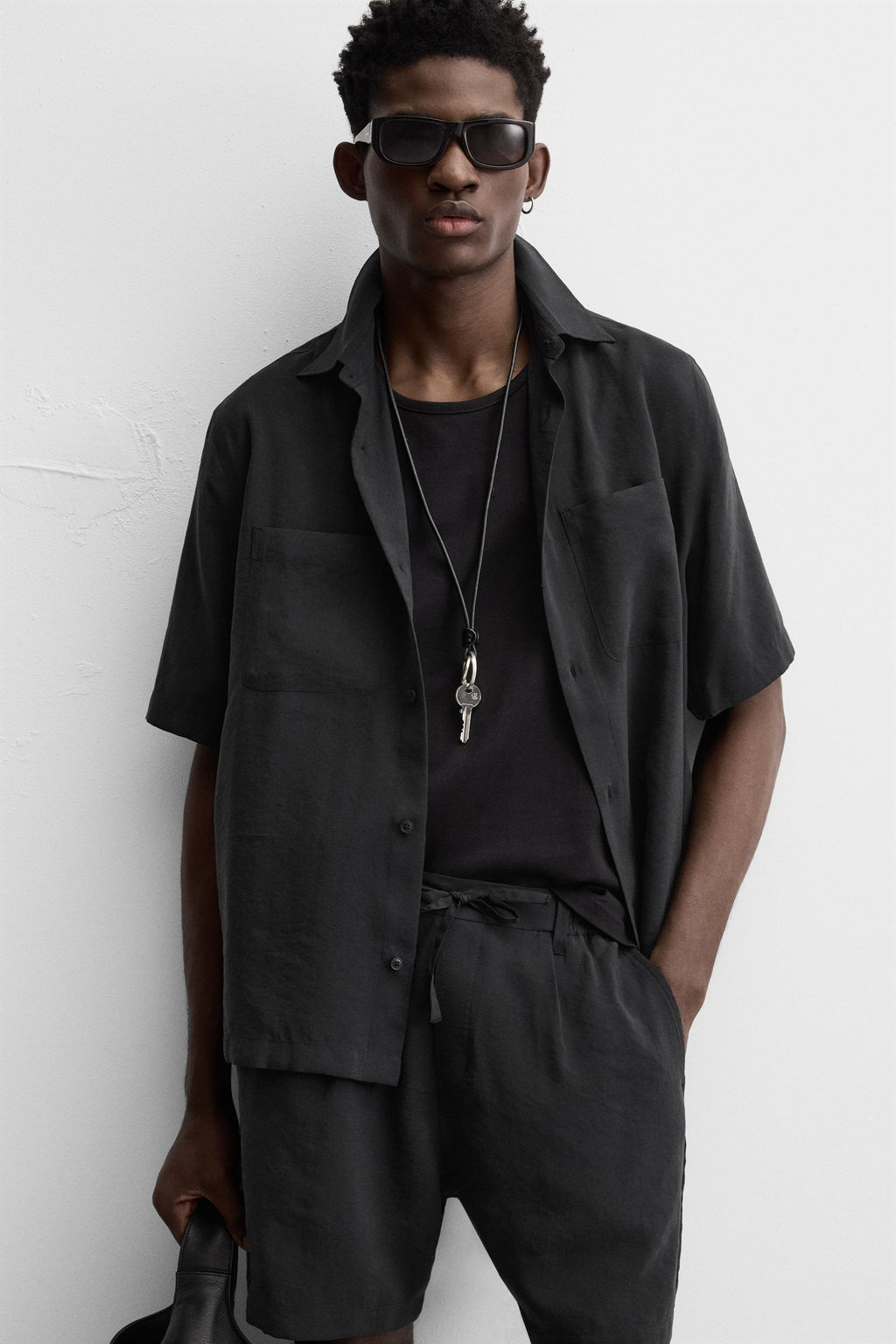 SHORT REGULAR FIT BERMUDA SHORTS - Zara фото 15