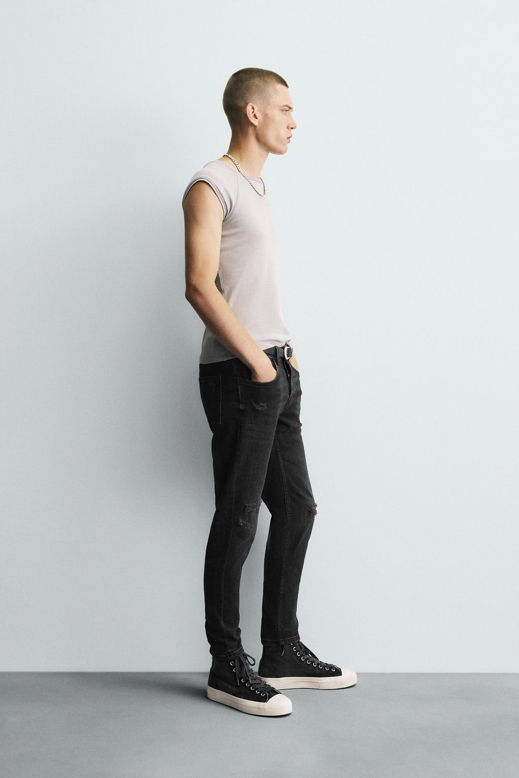 RIPPED SKINNY FIT JEANS - Zara фото 32