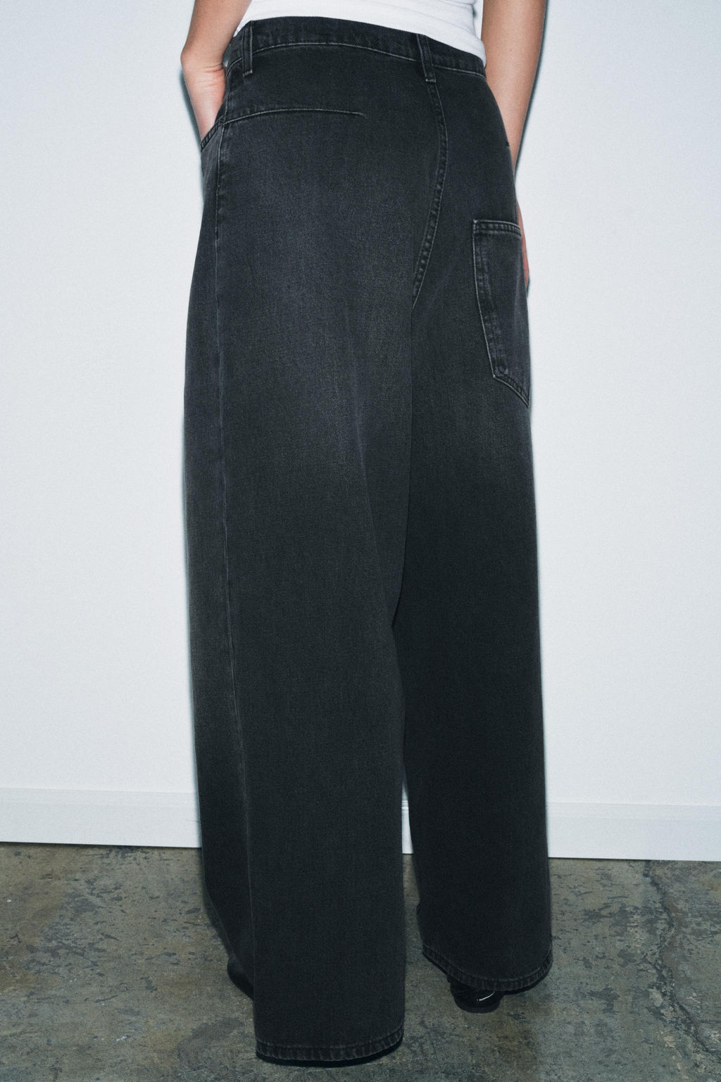 ZW COLLECTION LOW-RISE LOOSE BAGGY LEG JEANS - Zara фото 10