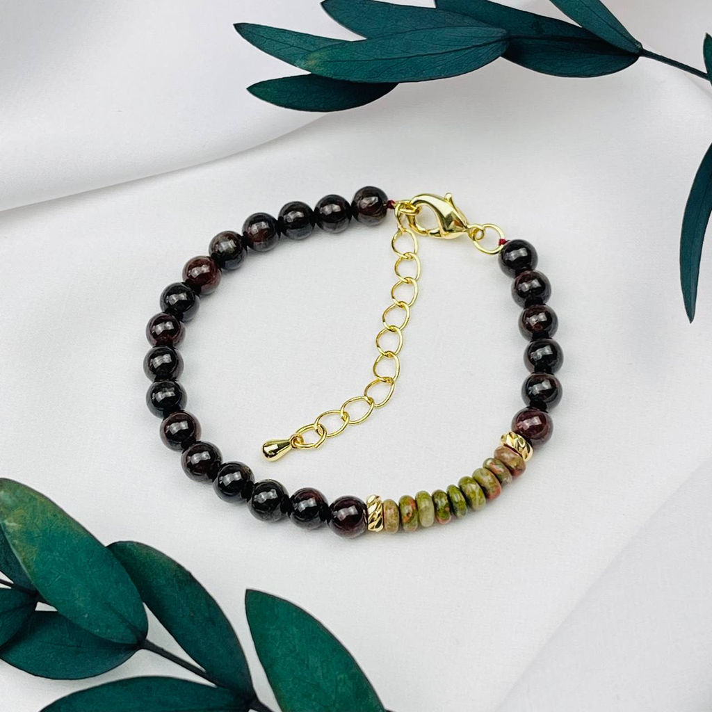 Браслет из Граната и Унакита 17,5 см +