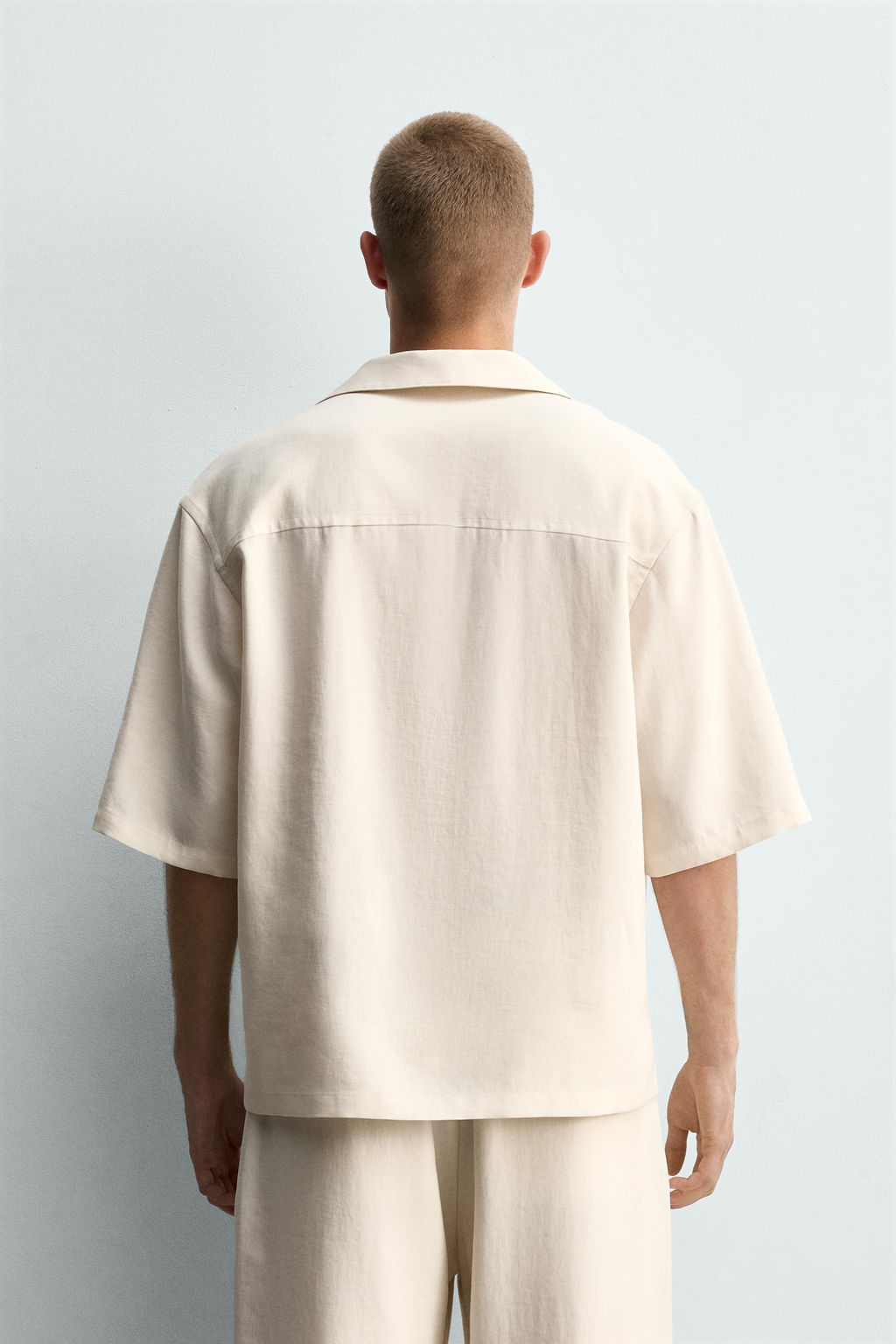 CAMISA FLUIDA RELAXED FIT / Crudo medio - Zara фото 3