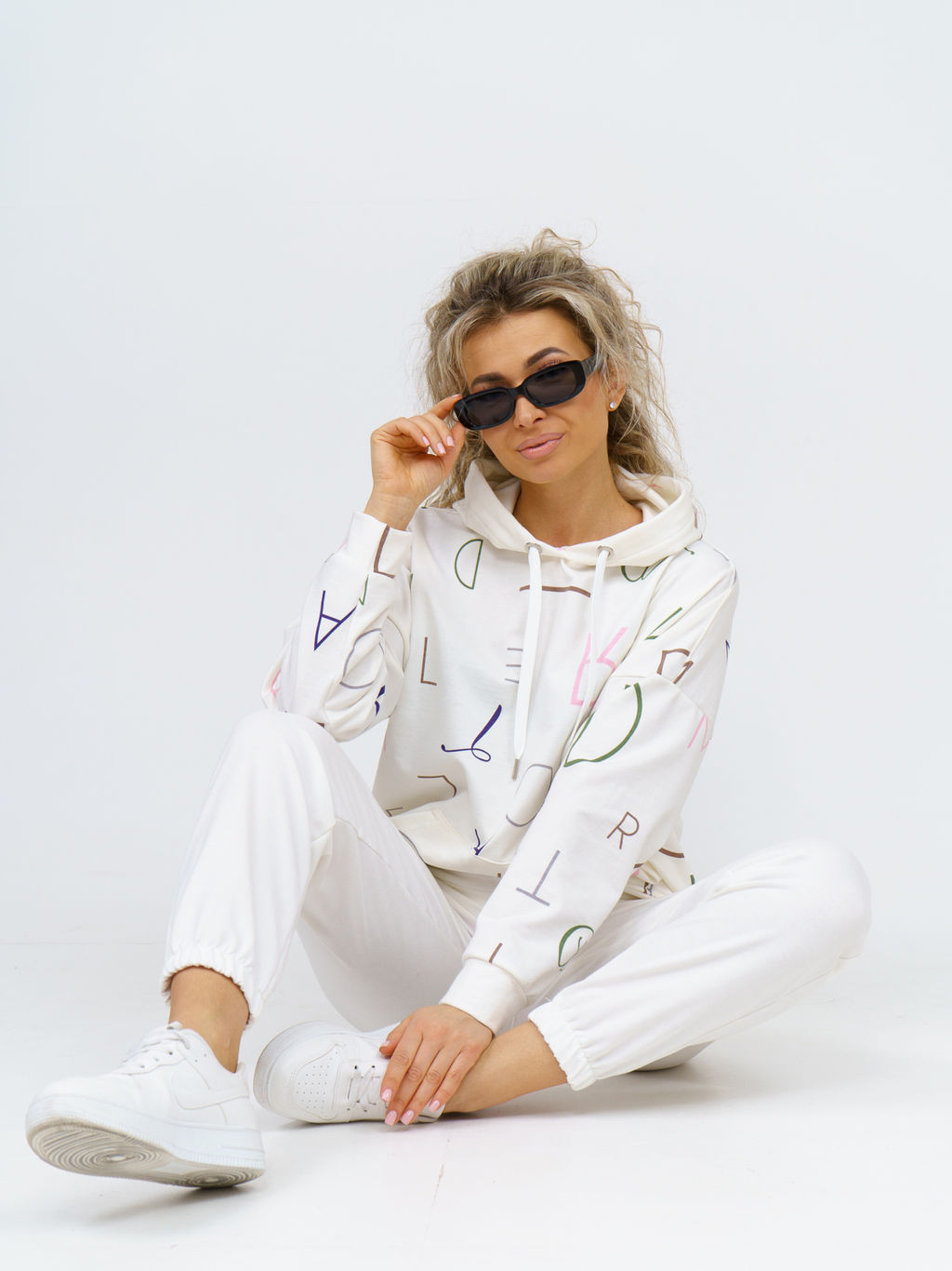 943 Костюм "Экрю"