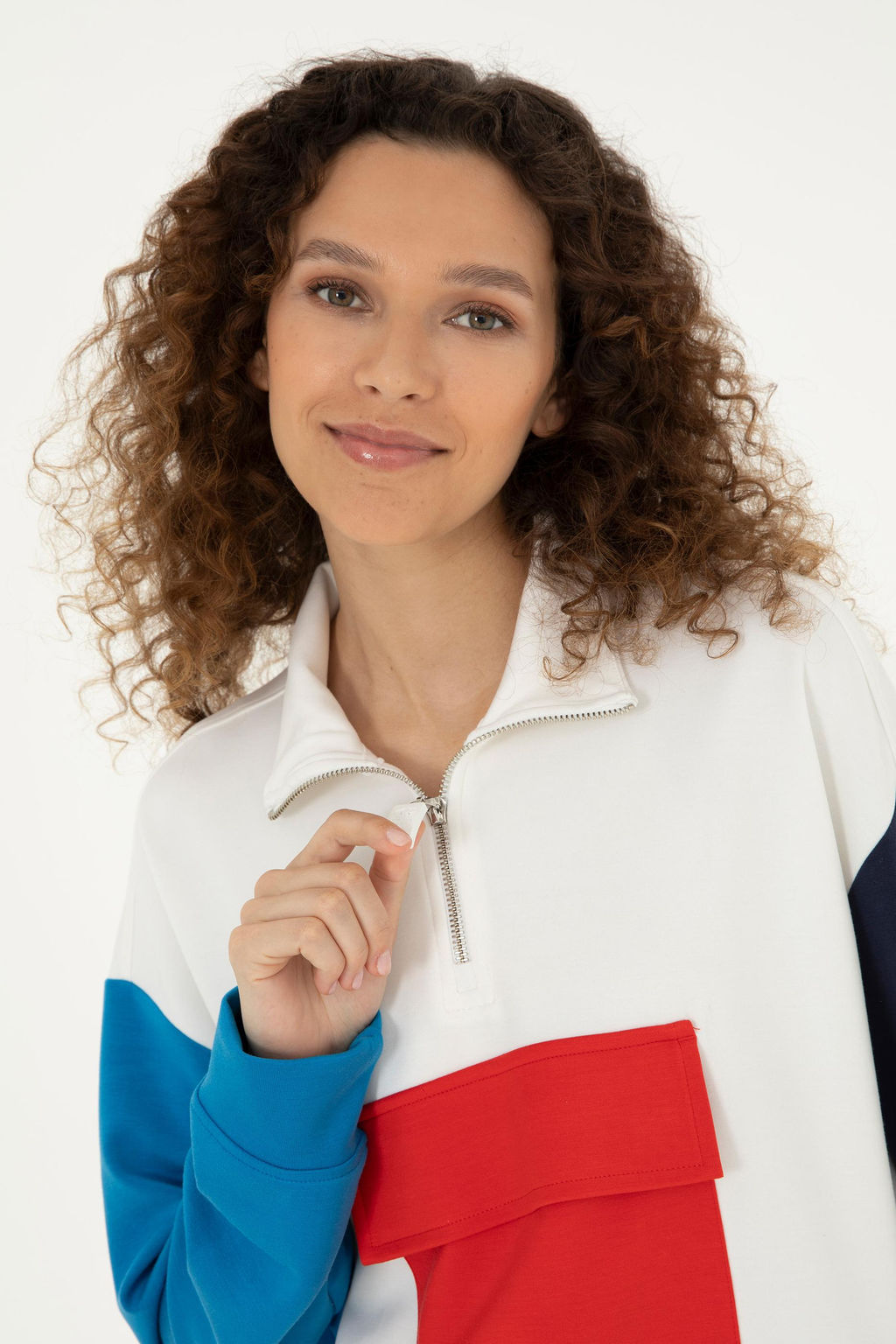 Женский белый свитшот Неожиданная скидка в корзине - U.s. polo assn фото 9