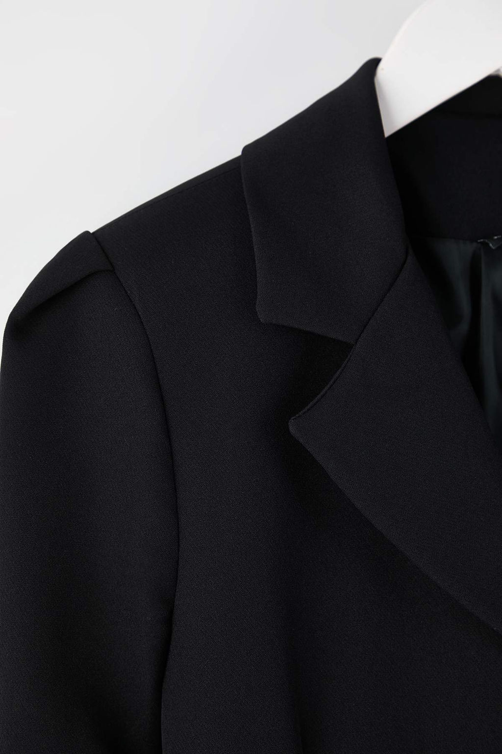 Siyah Fitted/Vucuda Oturan Dugme Aksesuarl? Dokuma Blazer Ceket TWOAW26BC00069 - Trendyolmilla фото 7