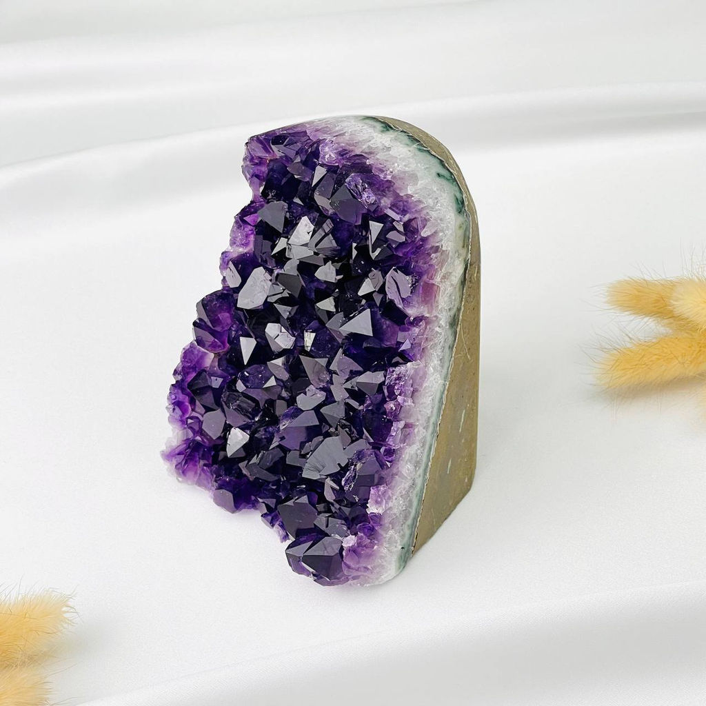 Друза Аметиста