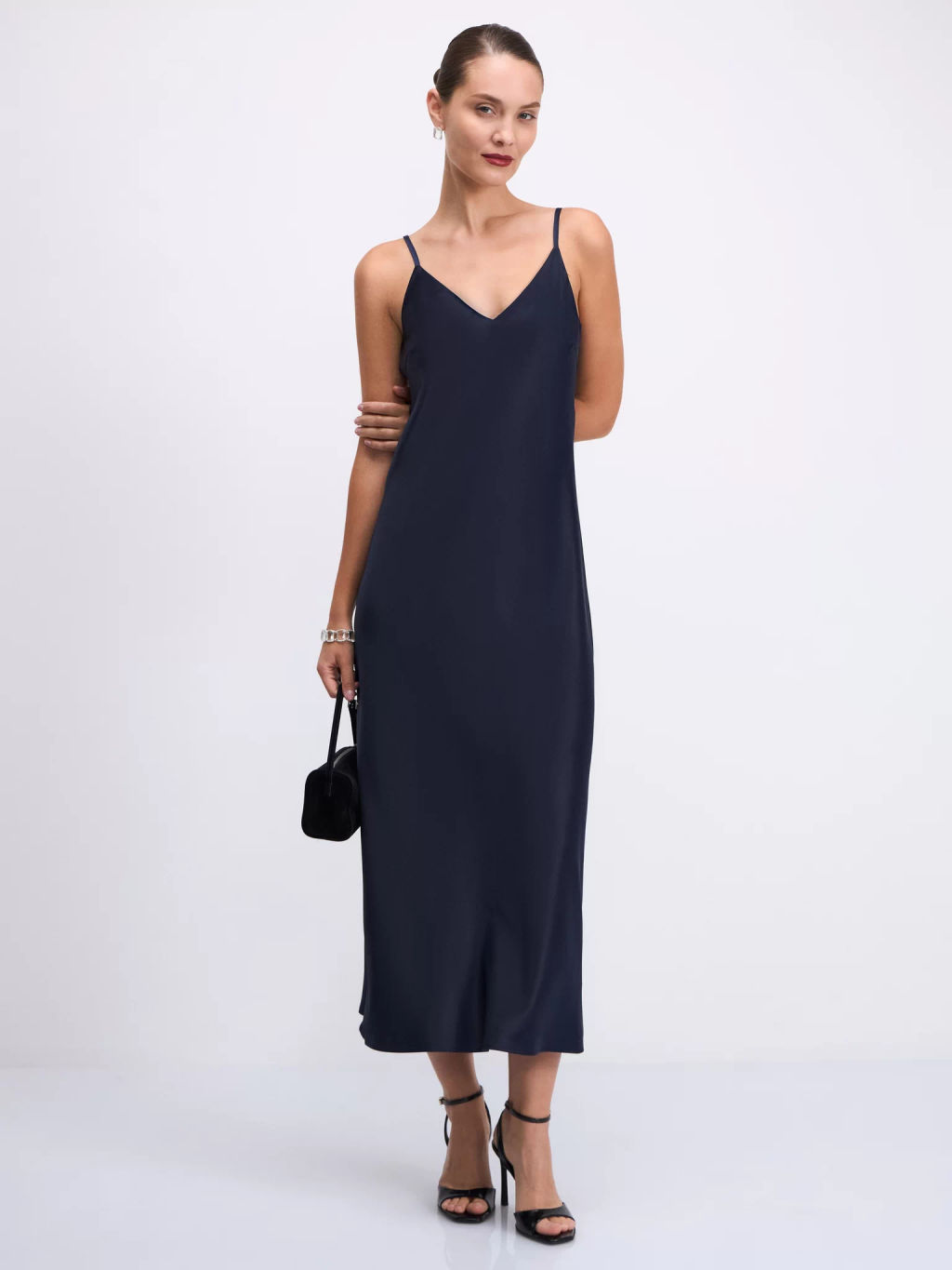 Атласное платье на бретелях / Zarina  фото 2